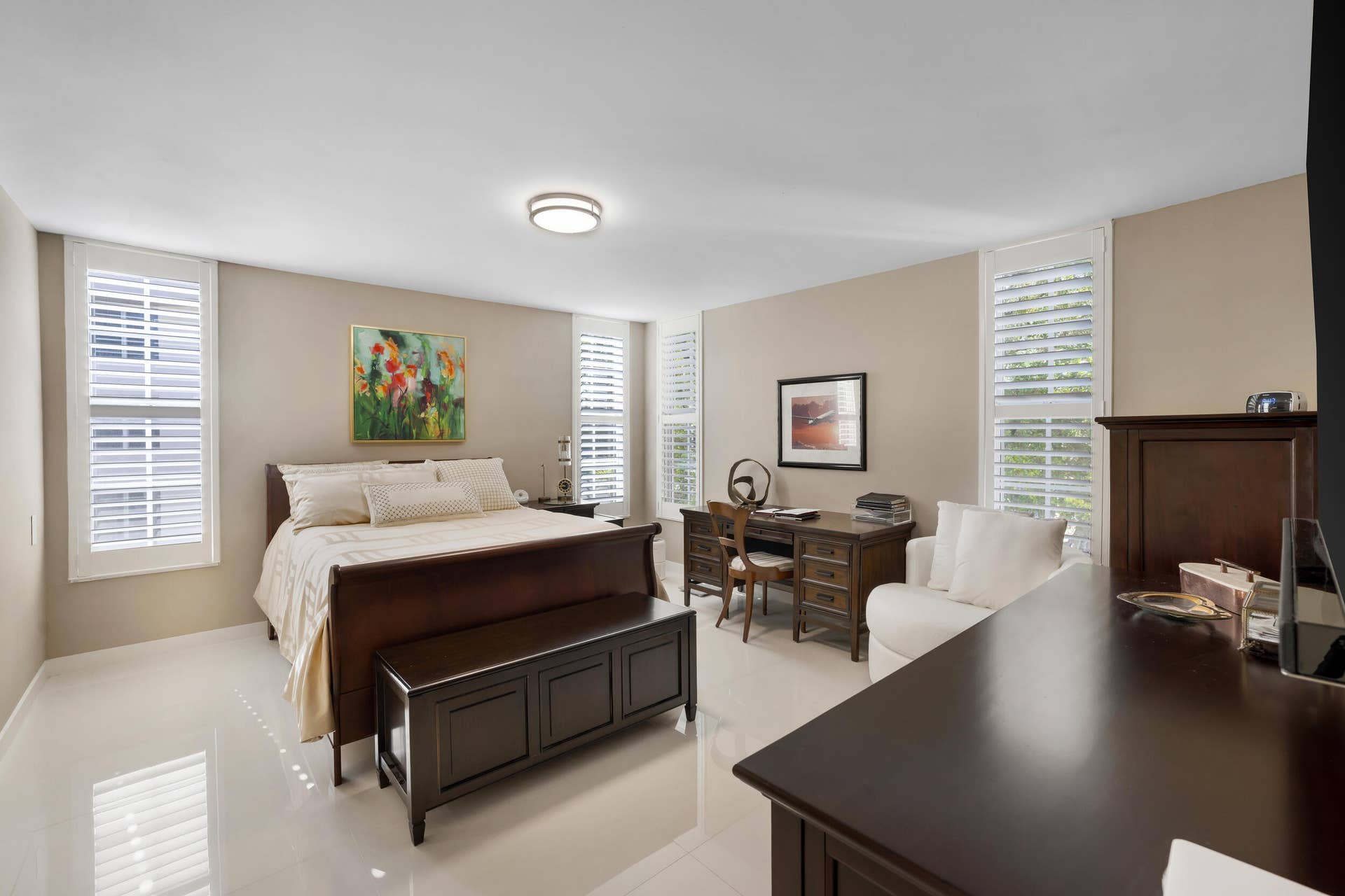 3930 OAKS CLUBHOUSE Drive, #401, Pompano Beach, FL 33069 3930 Oaks Clubhouse Dr-Pompano Beach, Na