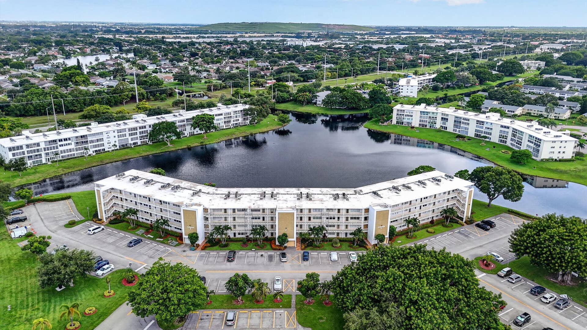 2080 Harwood F, #2080, Deerfield Beach, FL 33442 33-web-or-mls-DJI_20260729005925_0601_D_
