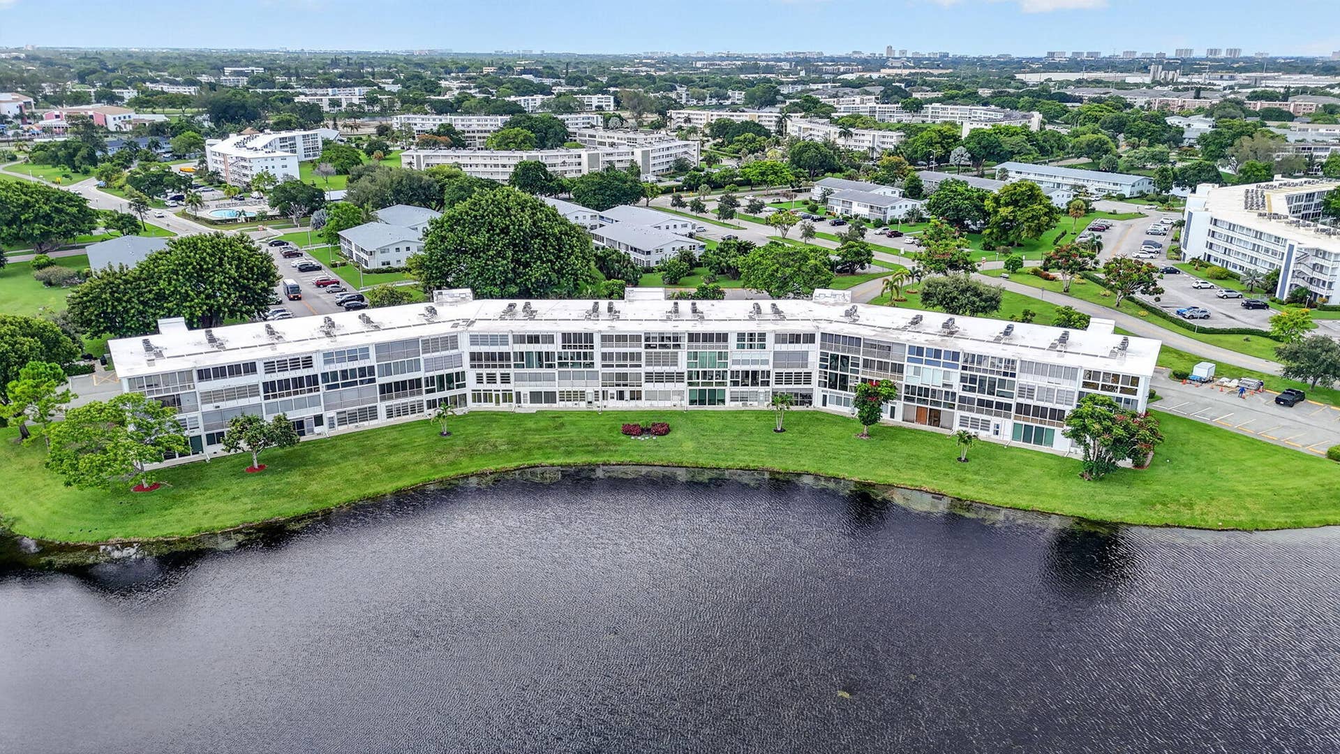 2080 Harwood F, #2080, Deerfield Beach, FL 33442 41-web-or-mls-DJI_20260729010121_0639_D_