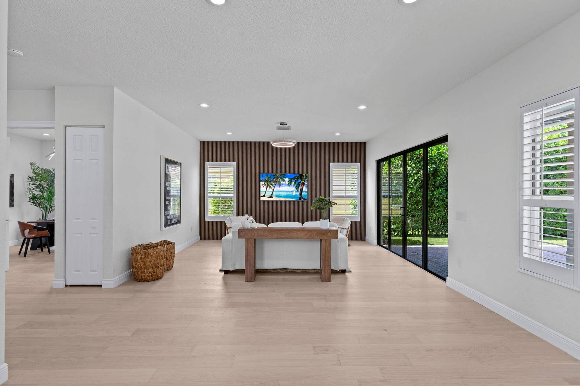 9705 Napoli Woods Lane, Delray Beach, FL 33446 Living room