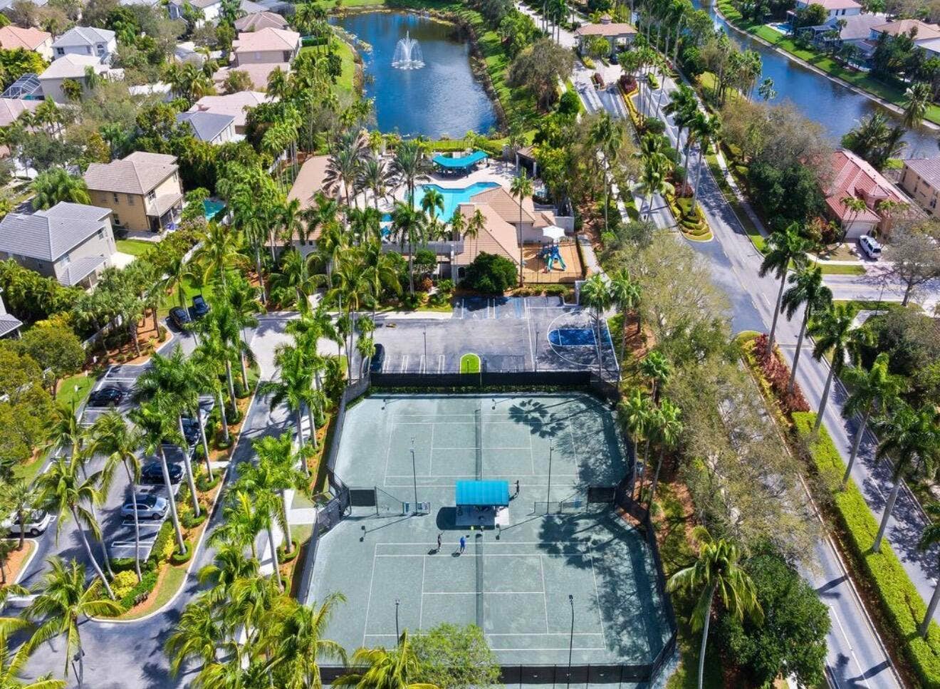 9705 Napoli Woods Lane, Delray Beach, FL 33446 tennis courts