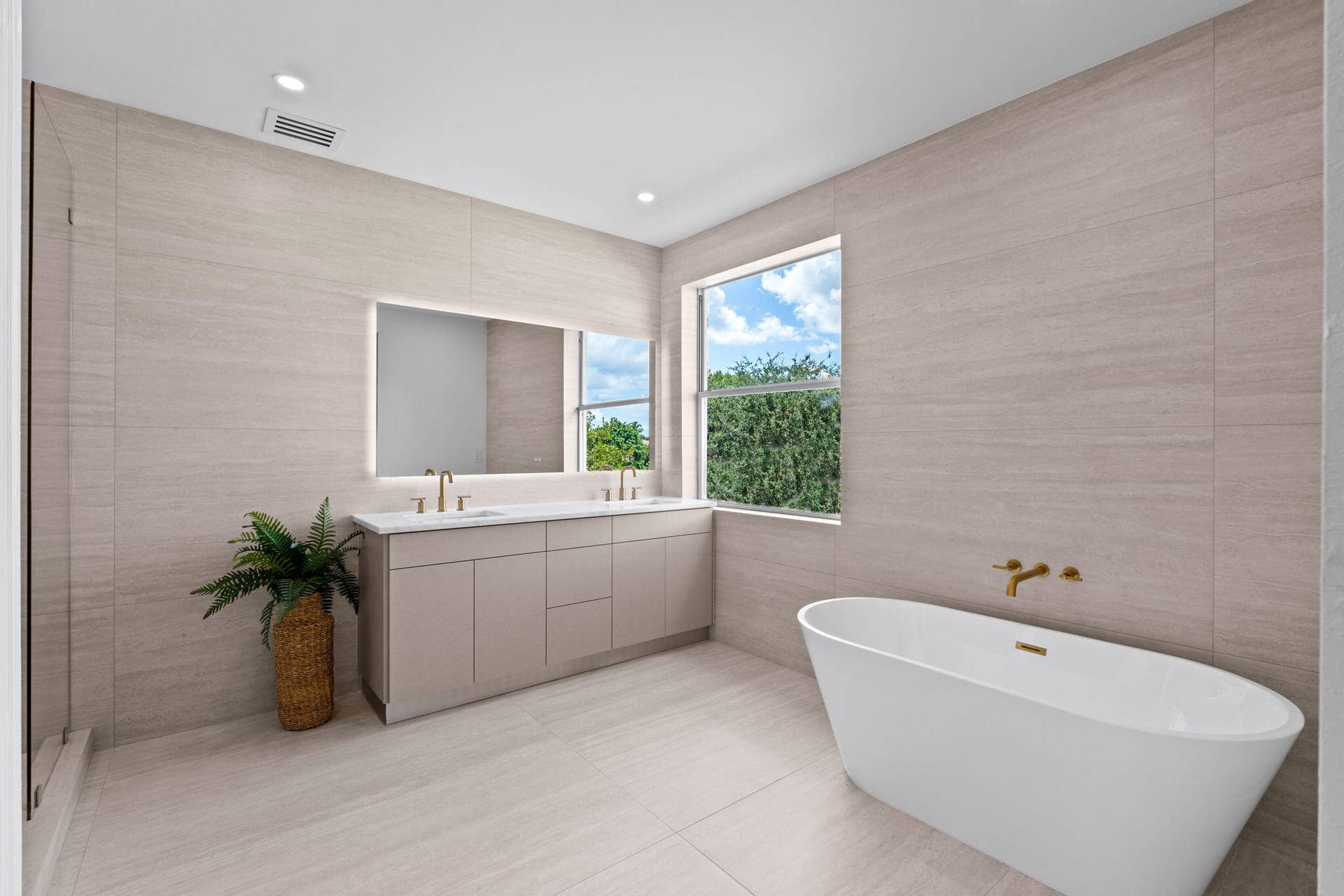 9705 Napoli Woods Lane, Delray Beach, FL 33446 Primary bath