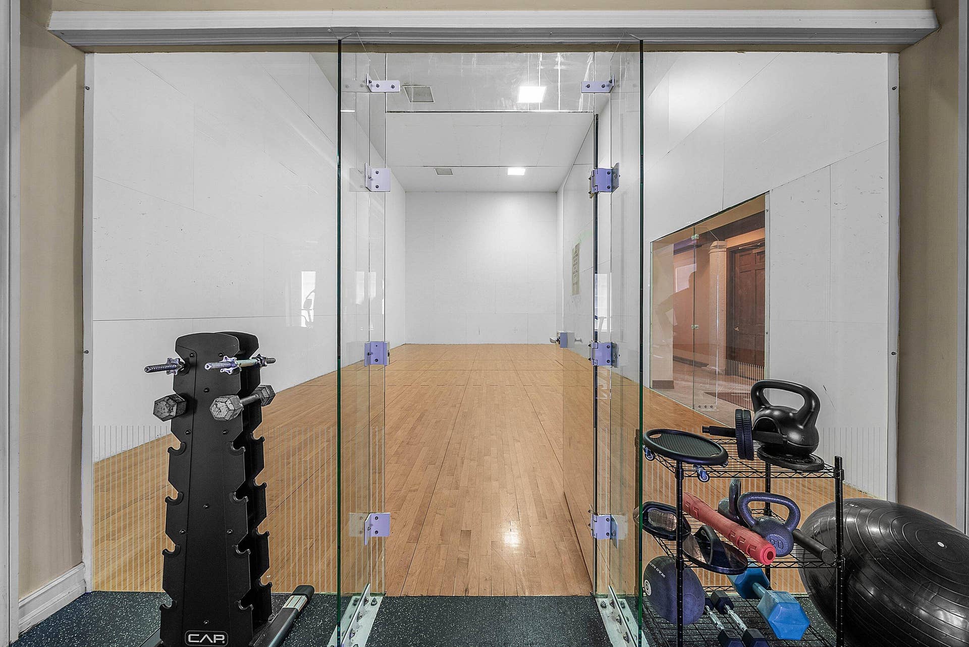 15085 Michelangelo Boulevard, #207, Delray Beach, FL 33446 Indoor Basketball Court