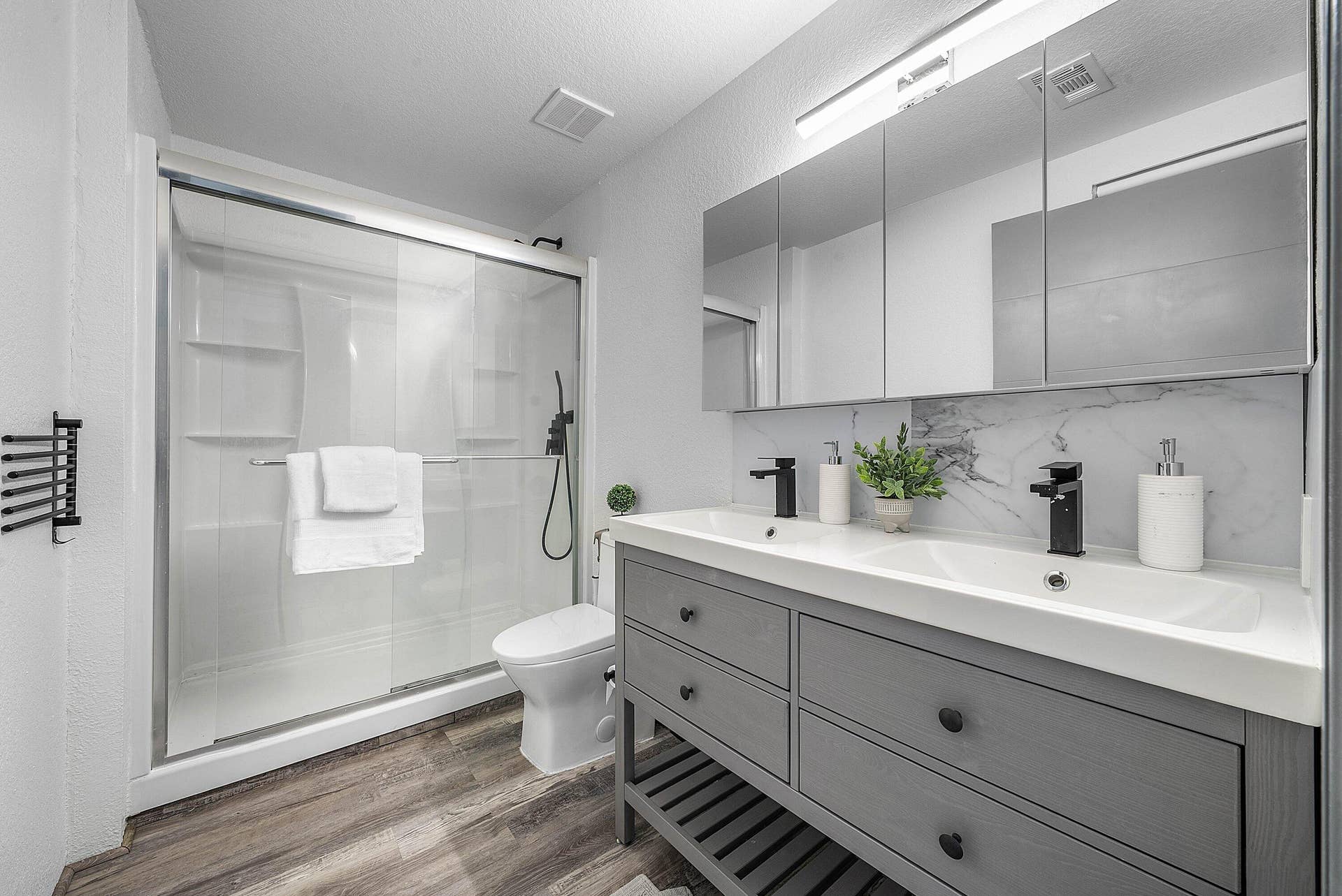 15085 Michelangelo Boulevard, #207, Delray Beach, FL 33446 Primary Bathroom