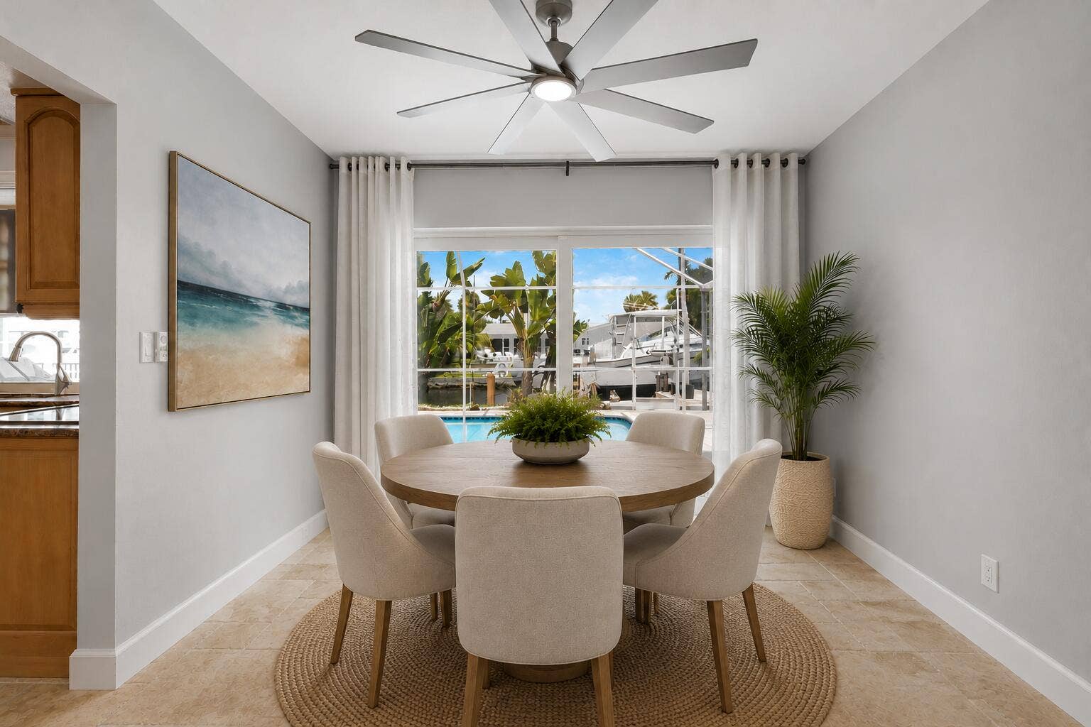 611 SE 9TH Avenue, Pompano Beach, FL 33060 Virtually Staged Dining Area