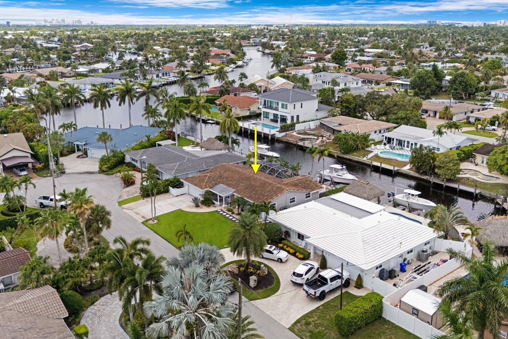 611 SE 9TH Avenue, Pompano Beach, FL 33060 AccuTour_01%20611-se-9th-ave%20-048_MLS