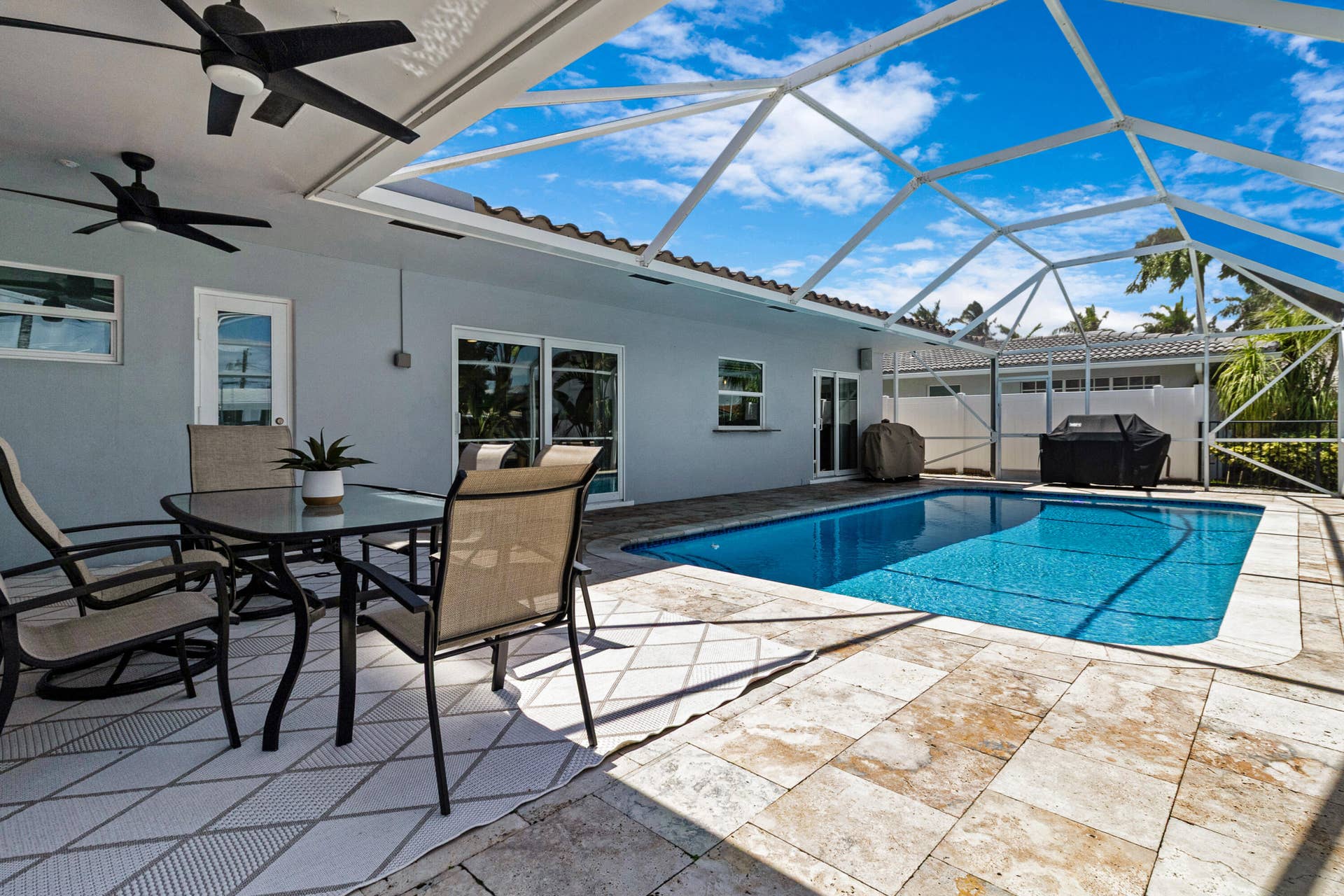 611 SE 9TH Avenue, Pompano Beach, FL 33060 37_accutour_01 611-se-9th-ave -036