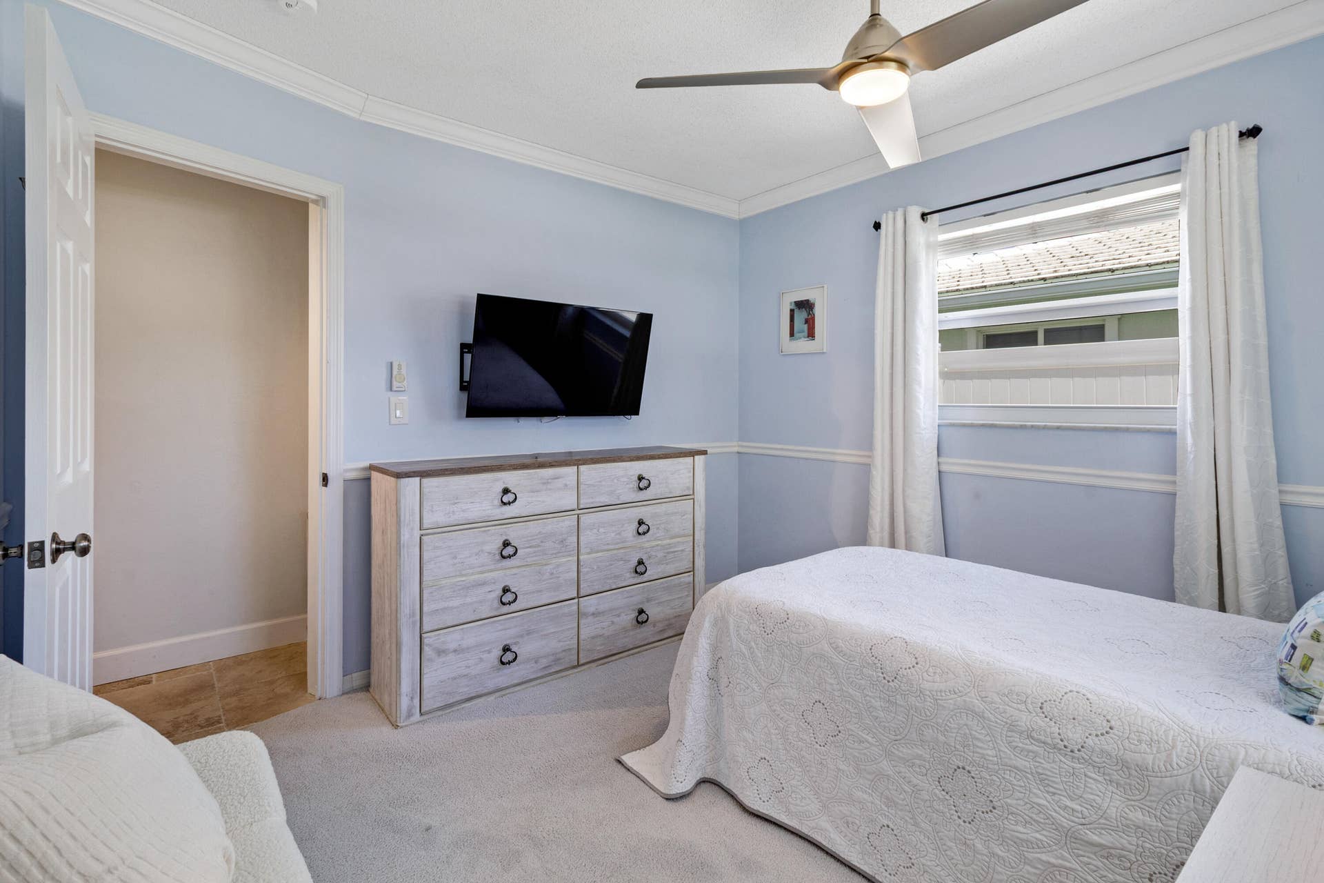 611 SE 9TH Avenue, Pompano Beach, FL 33060 28_accutour_01 611-se-9th-ave -027.png