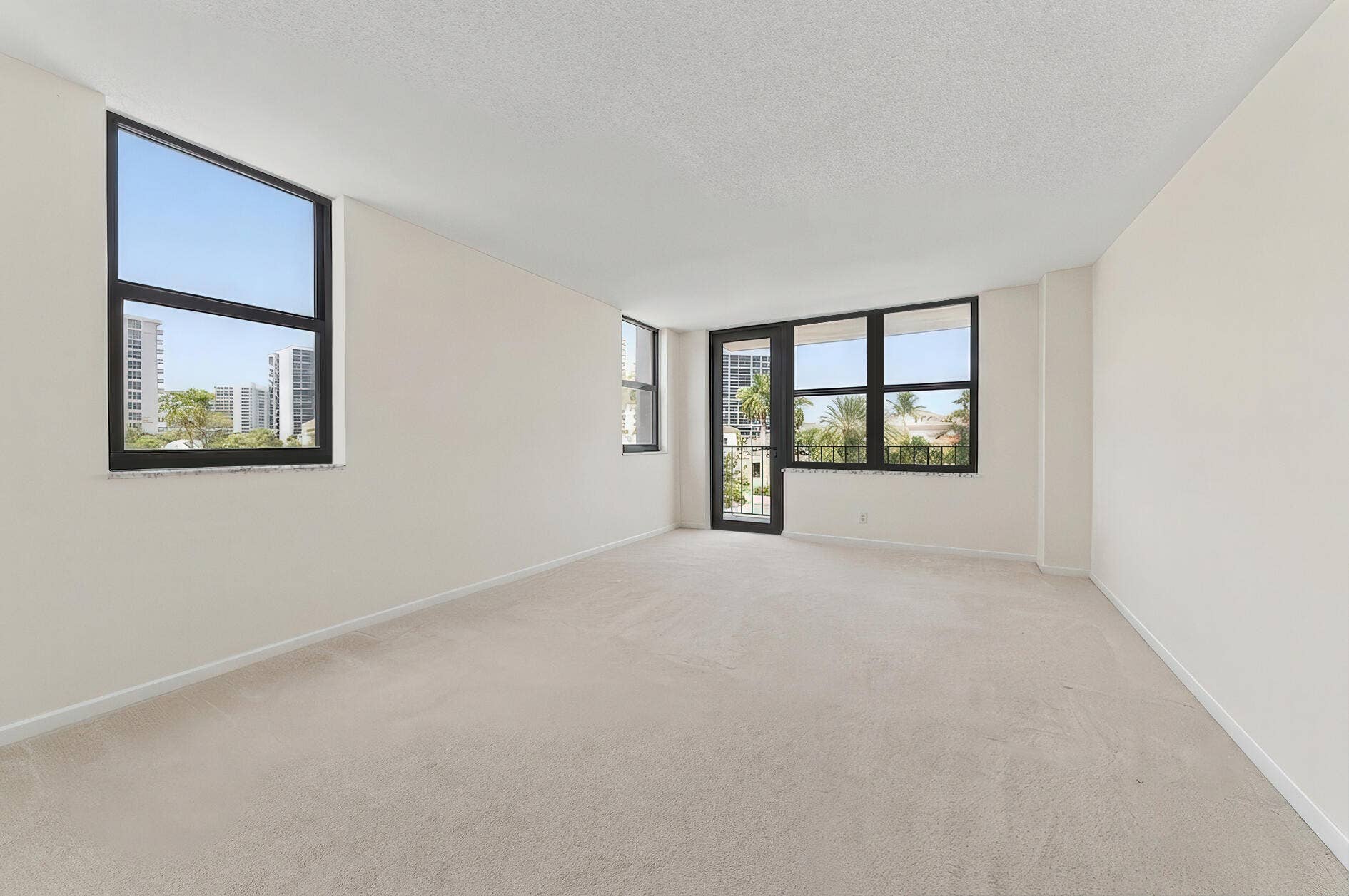 4600 S Ocean Boulevard, #301, Highland Beach, FL 33487 primary corner bedroom