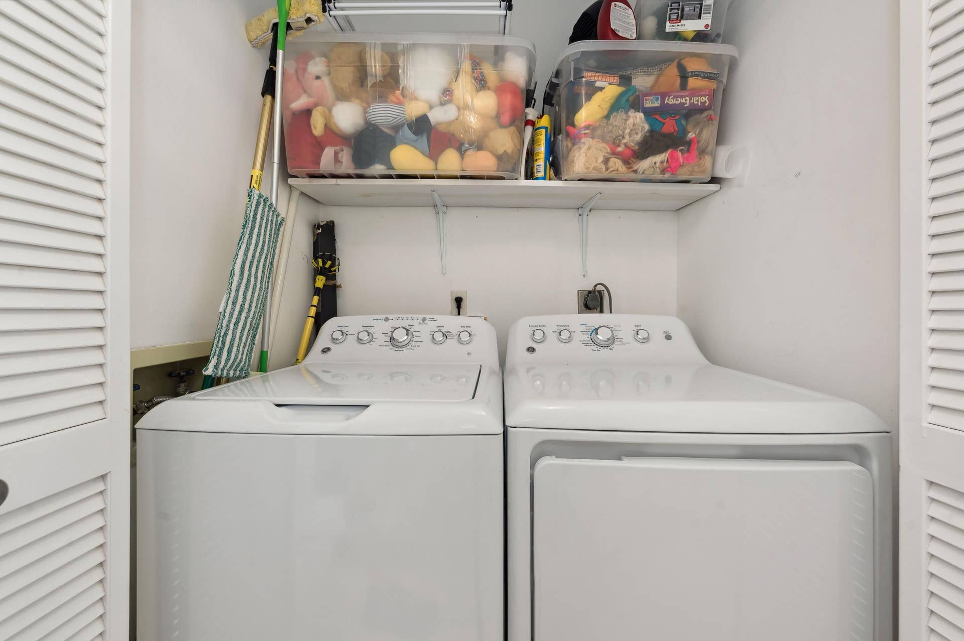 4600 S Ocean Boulevard, #301, Highland Beach, FL 33487 21_4600-S-Ocean-Blvd_Apt-301_Laundry-Roo
