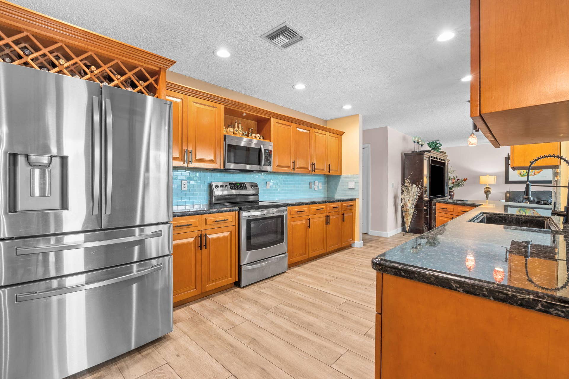12-web-or-mls-1491 NW 99th Ave, Plantati