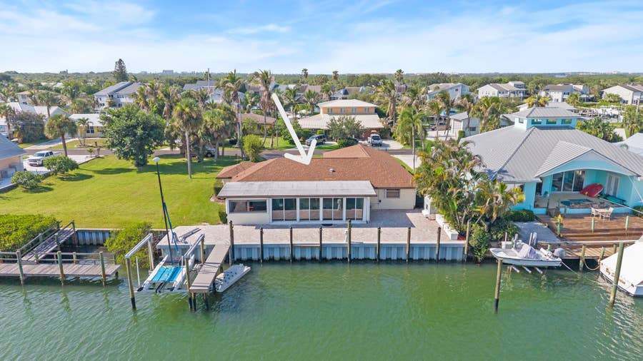 Property photo for 272 Bermuda Beach Drive, Hutchinson Island, FL