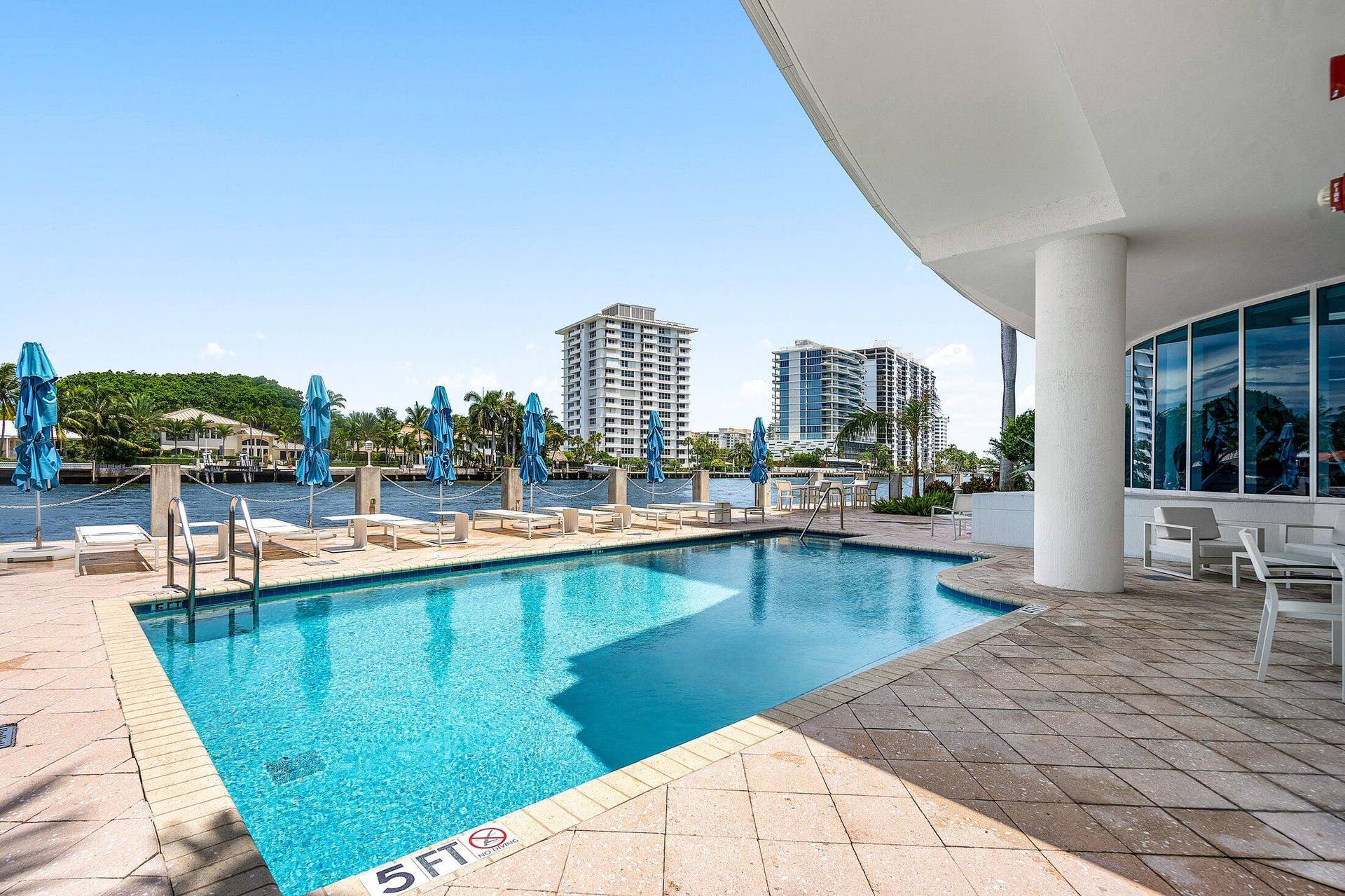 715 Bayshore Drive, #Ph4, Fort Lauderdale, FL 33304 Outdoor Area - West Side of Building