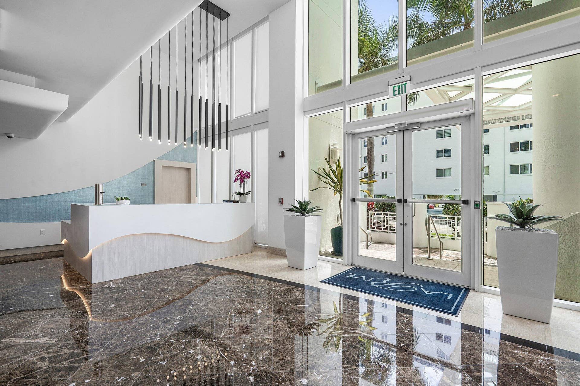715 Bayshore Drive, #Ph4, Fort Lauderdale, FL 33304 LaRive Lobby