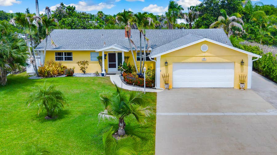 Property photo for 622 SW Pine Tree Lane, Palm City, FL