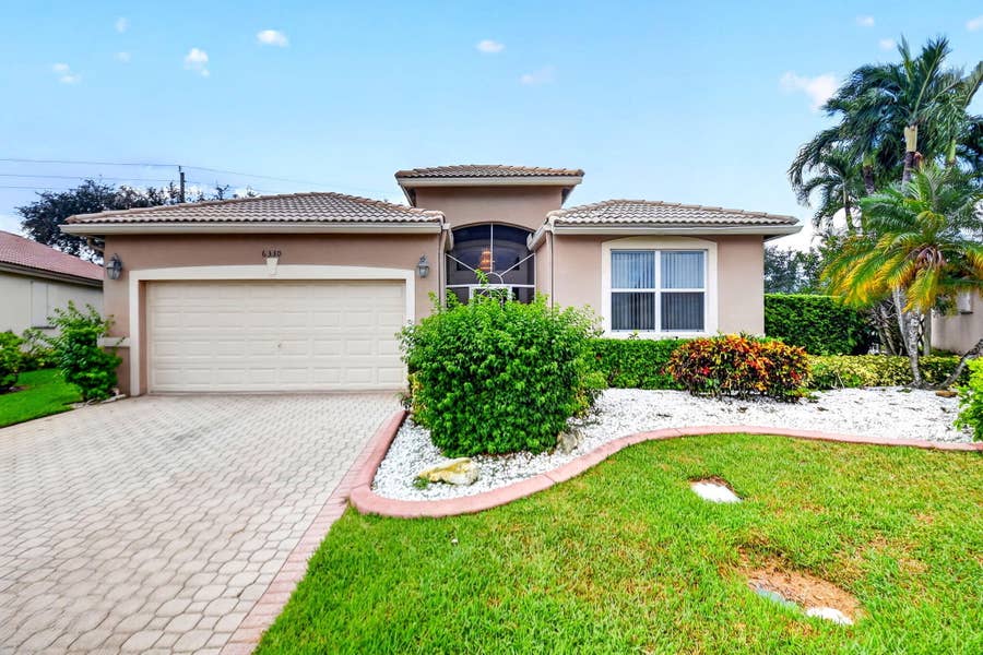 Property photo for 6330 Westchester Club Drive N, Boynton Beach, FL