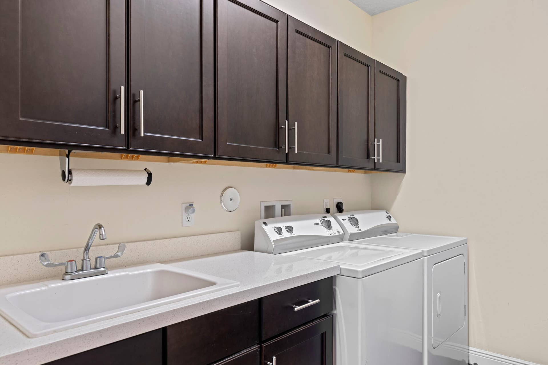 2134 Sabal Tree Court, West Palm Beach, FL 33411 Laundry
