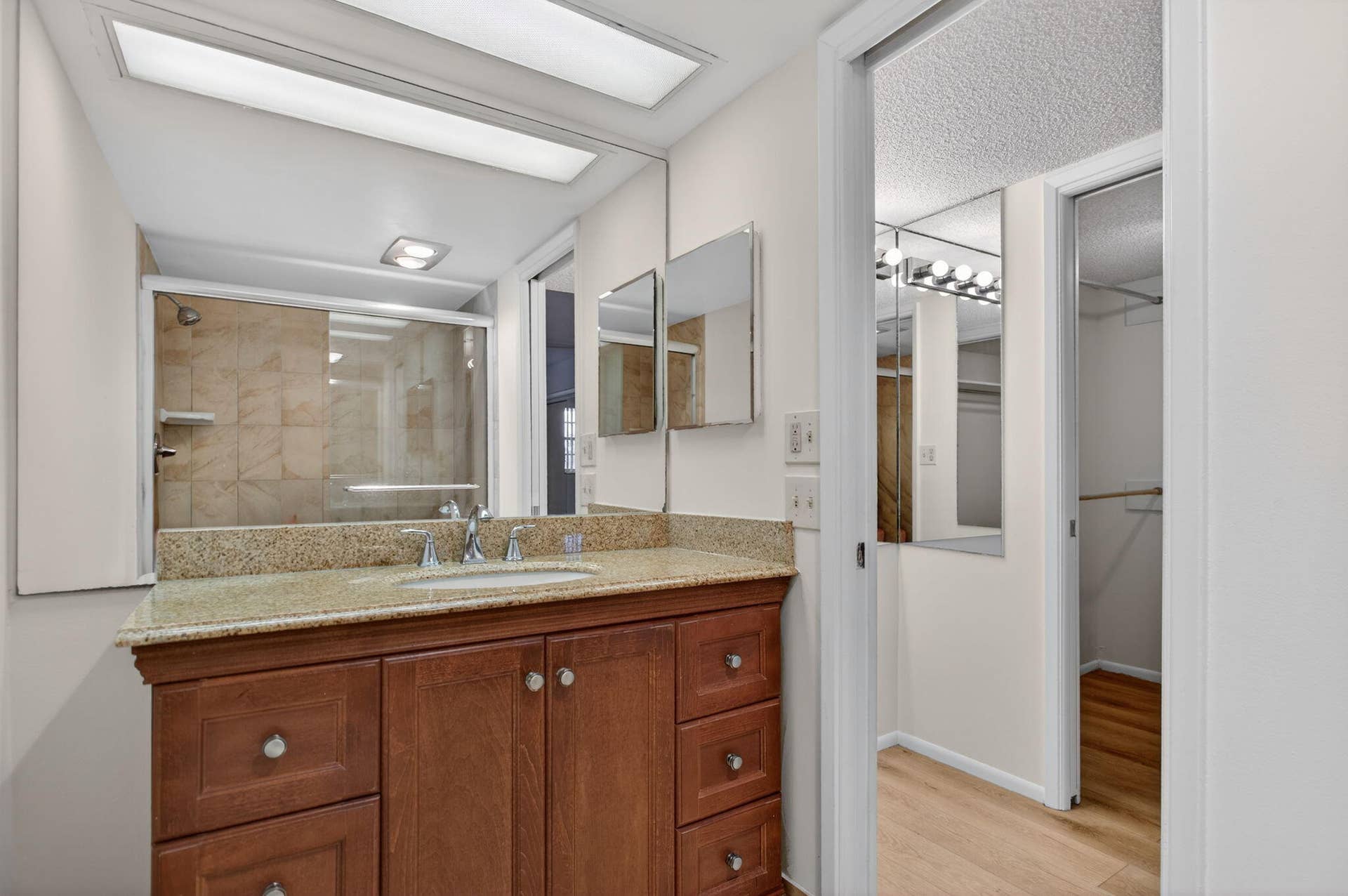 29-web-or-mls-2561 -2667