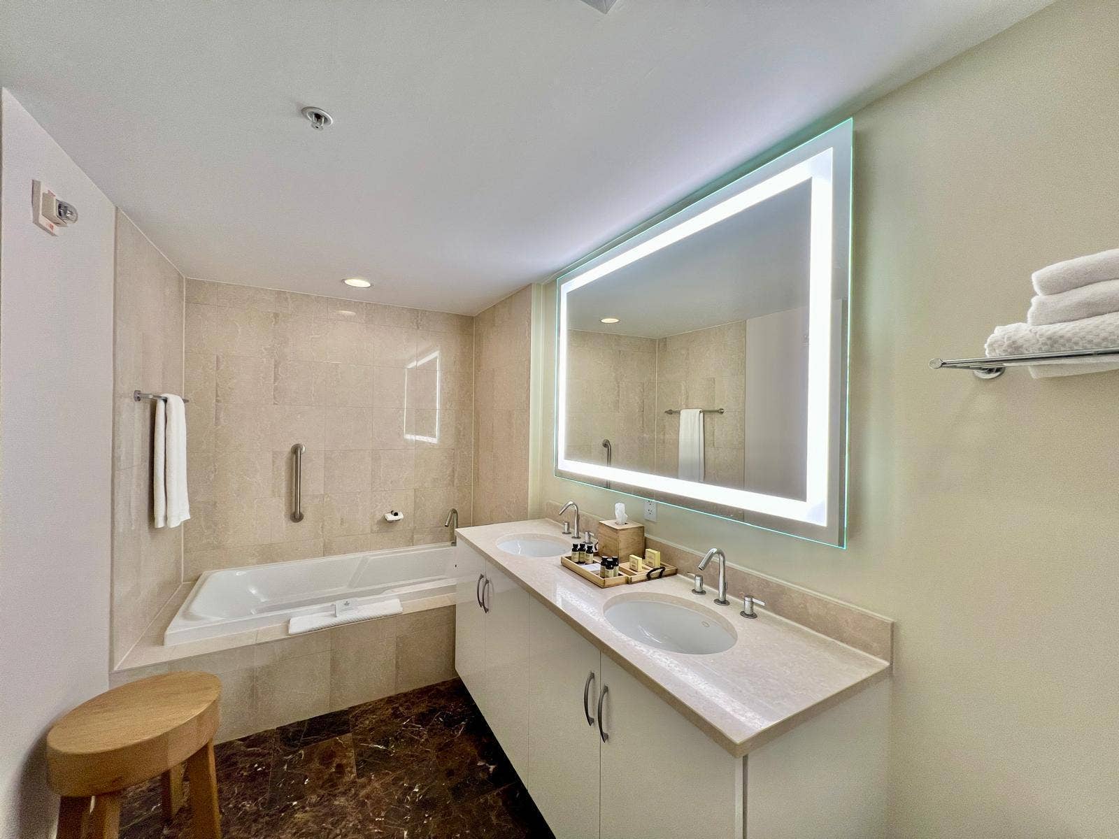 505 N Fort Lauderdale Beach Boulevard, #1114, Fort Lauderdale, FL 33304 44