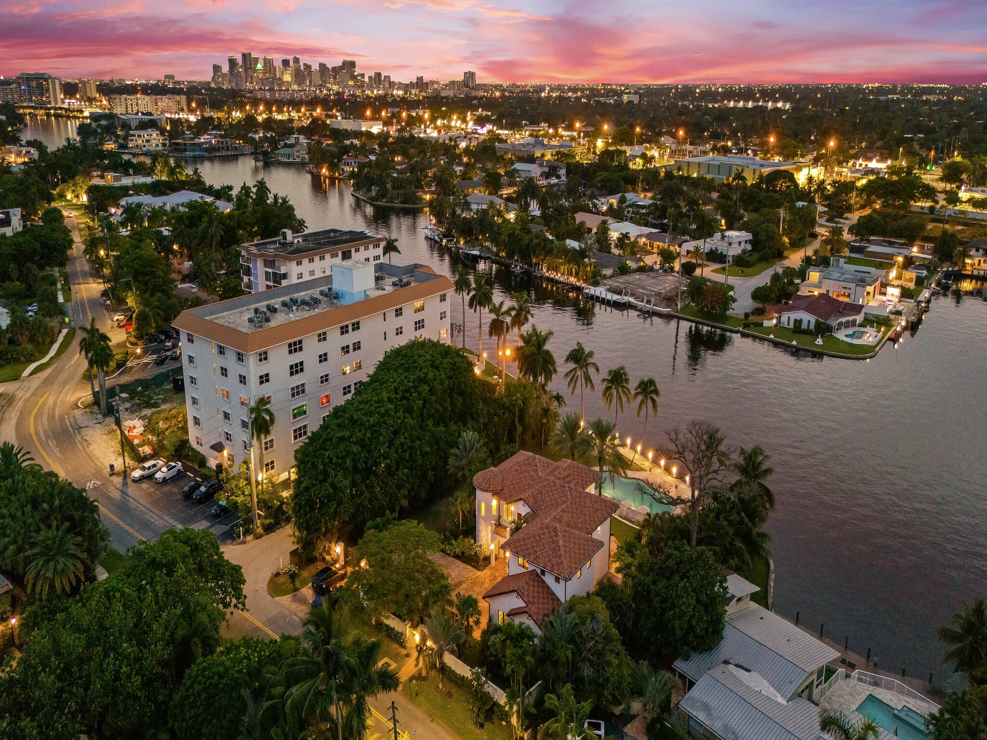2101 MIDDLE RIVER Drive, Fort Lauderdale, FL 33305 DJI_20260728203310_0815_D