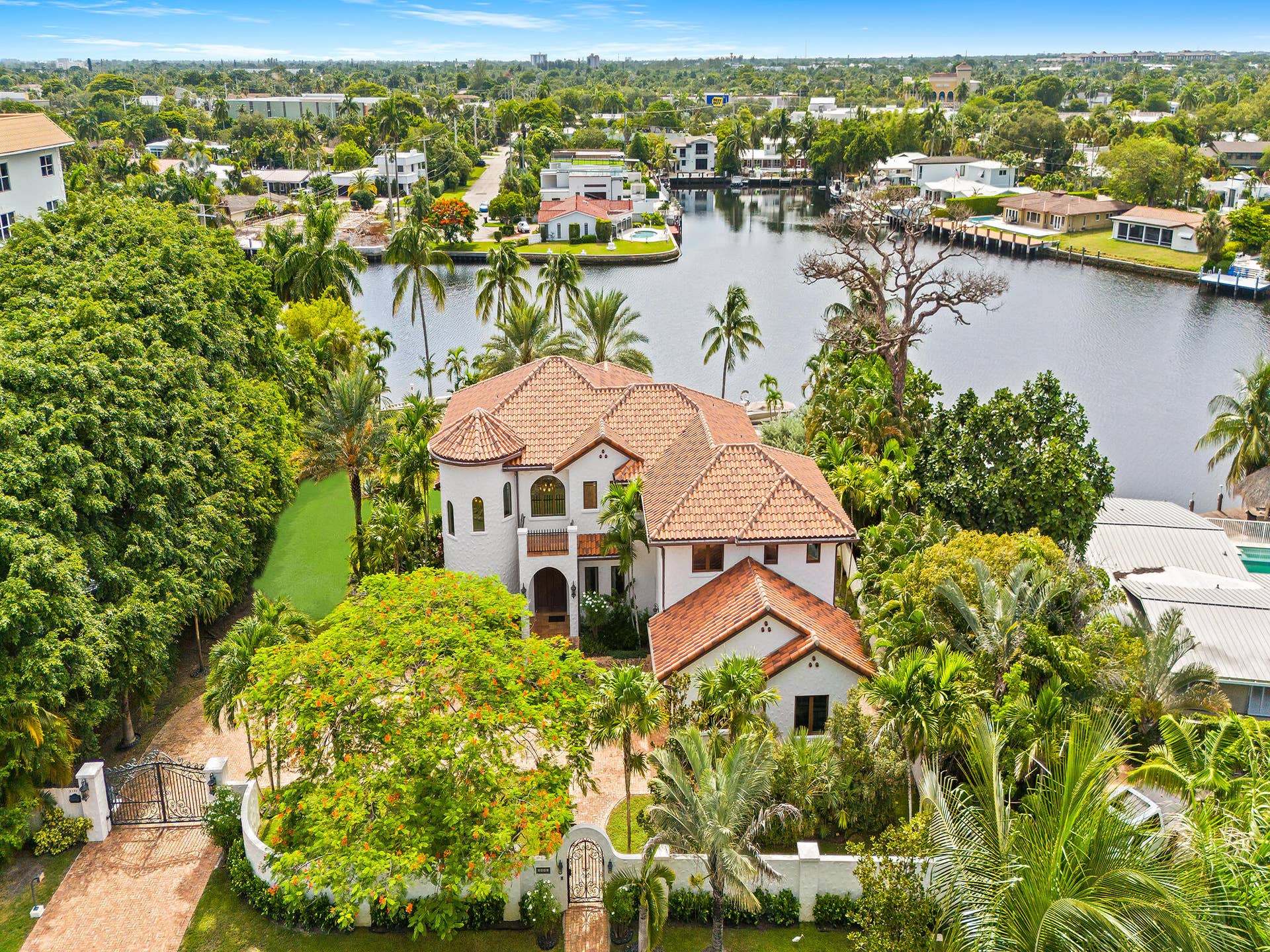 2101 MIDDLE RIVER Drive, Fort Lauderdale, FL 33305 DJI_20260728164021_0713_D