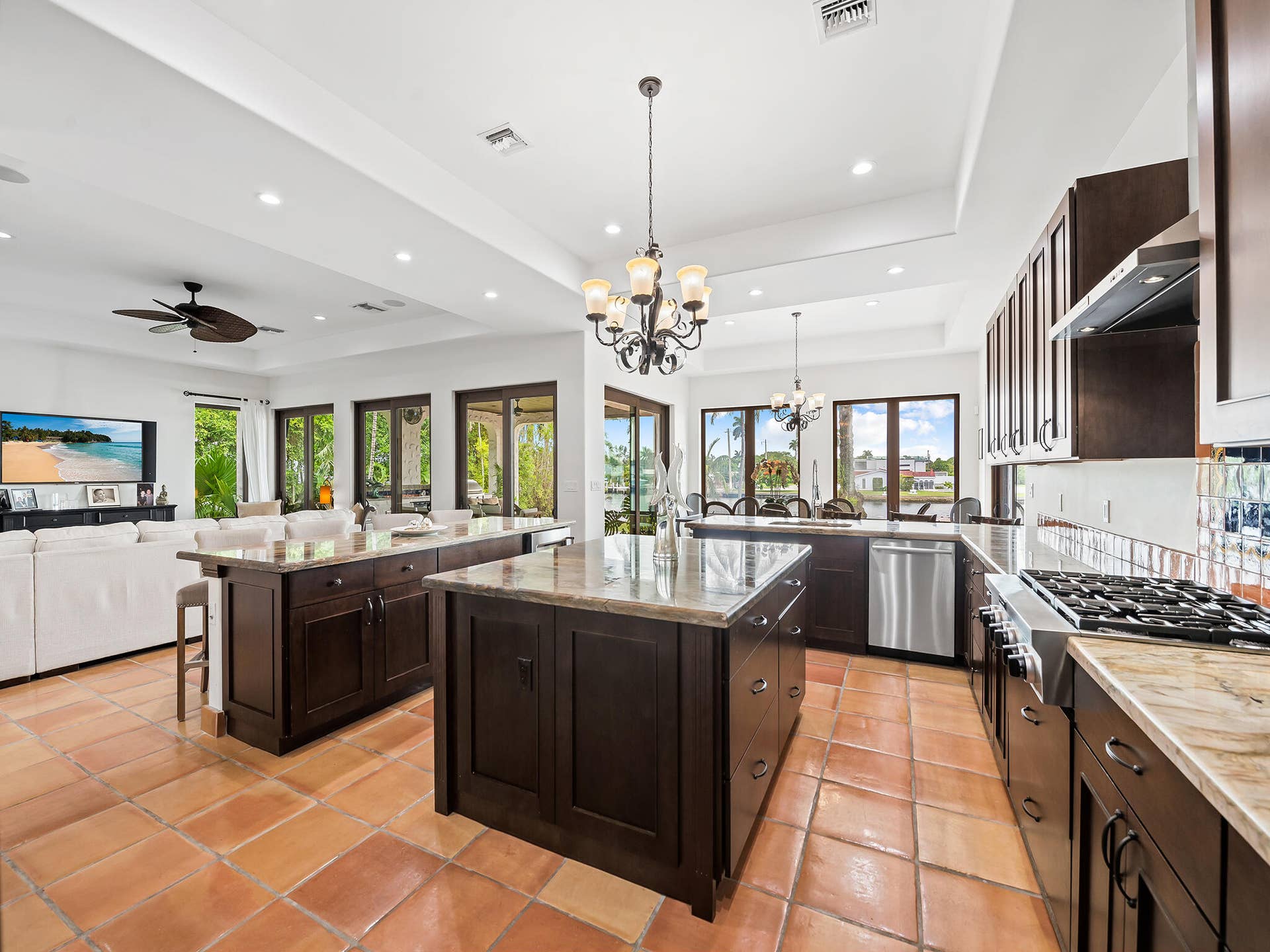 2101 MIDDLE RIVER Drive, Fort Lauderdale, FL 33305 DSC_1943