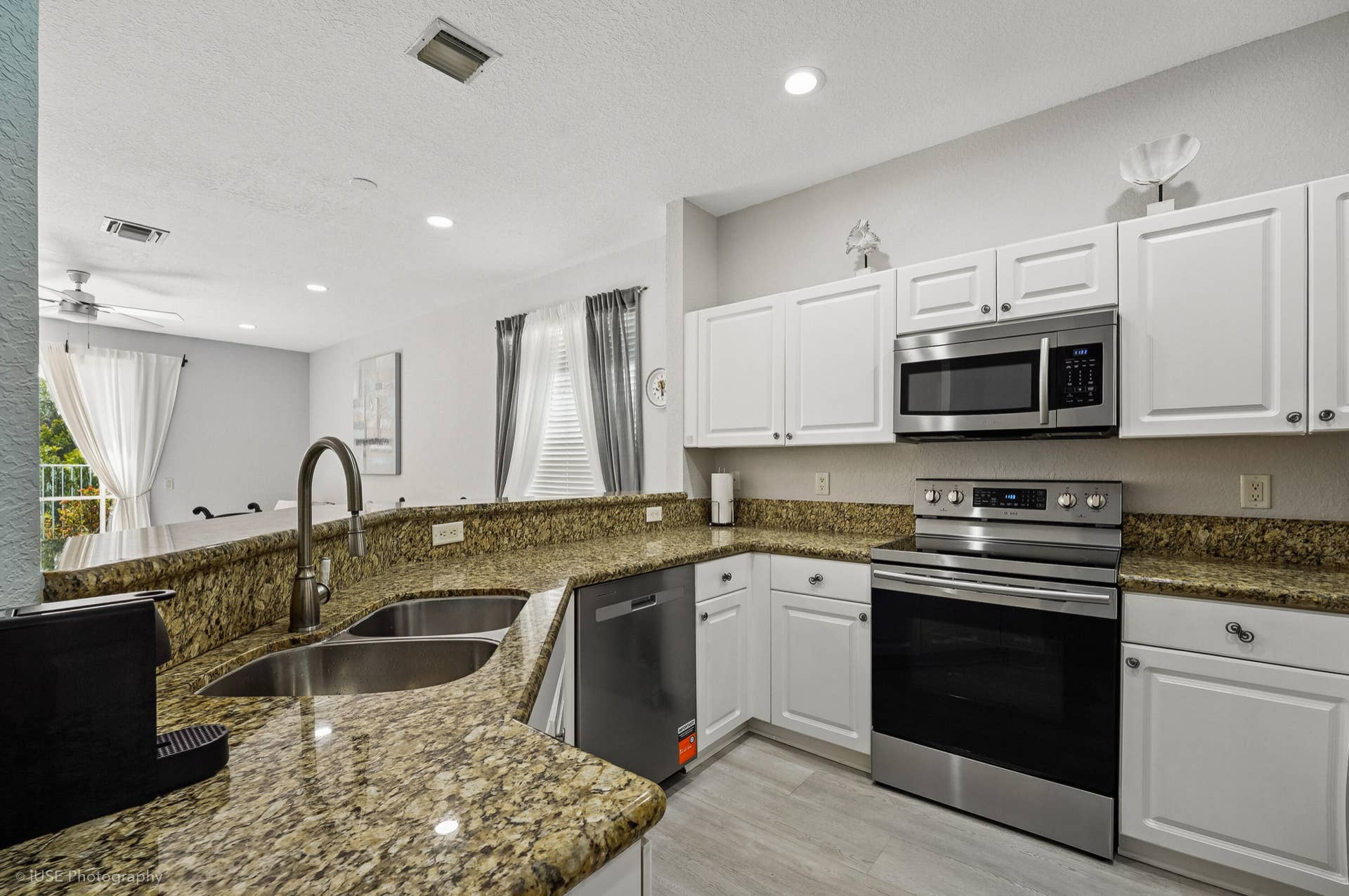 1428 CANARY ISLAND Drive, Weston, FL 33327 1428 - Photo 3