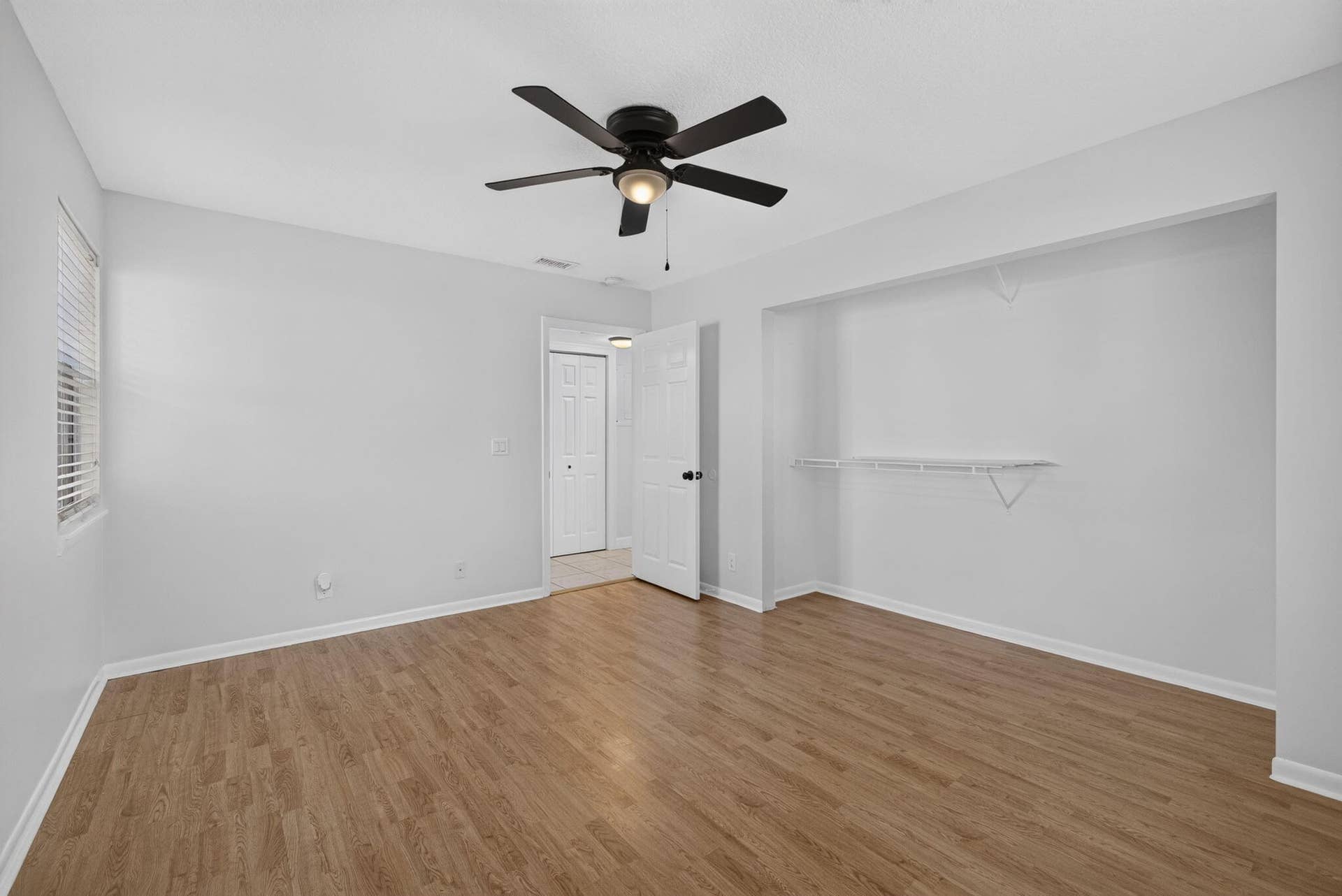 18371 Flagship Circle, Jupiter, FL 33458 16-web-or-mls-5D1A9645