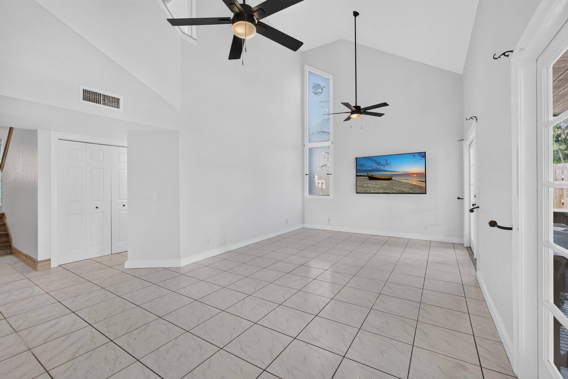 18371 Flagship Circle, Jupiter, FL 33458 30-web-or-mls-5D1A9723
