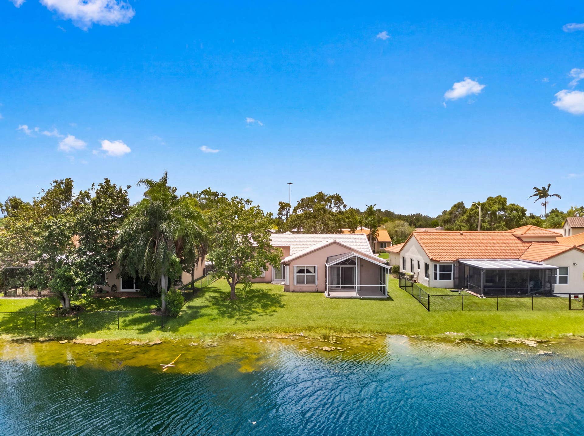 18871 NW 2ND Street, Pembroke Pines, FL 33029 9-web-or-mls-DJI_20260729130830_0257_D_h