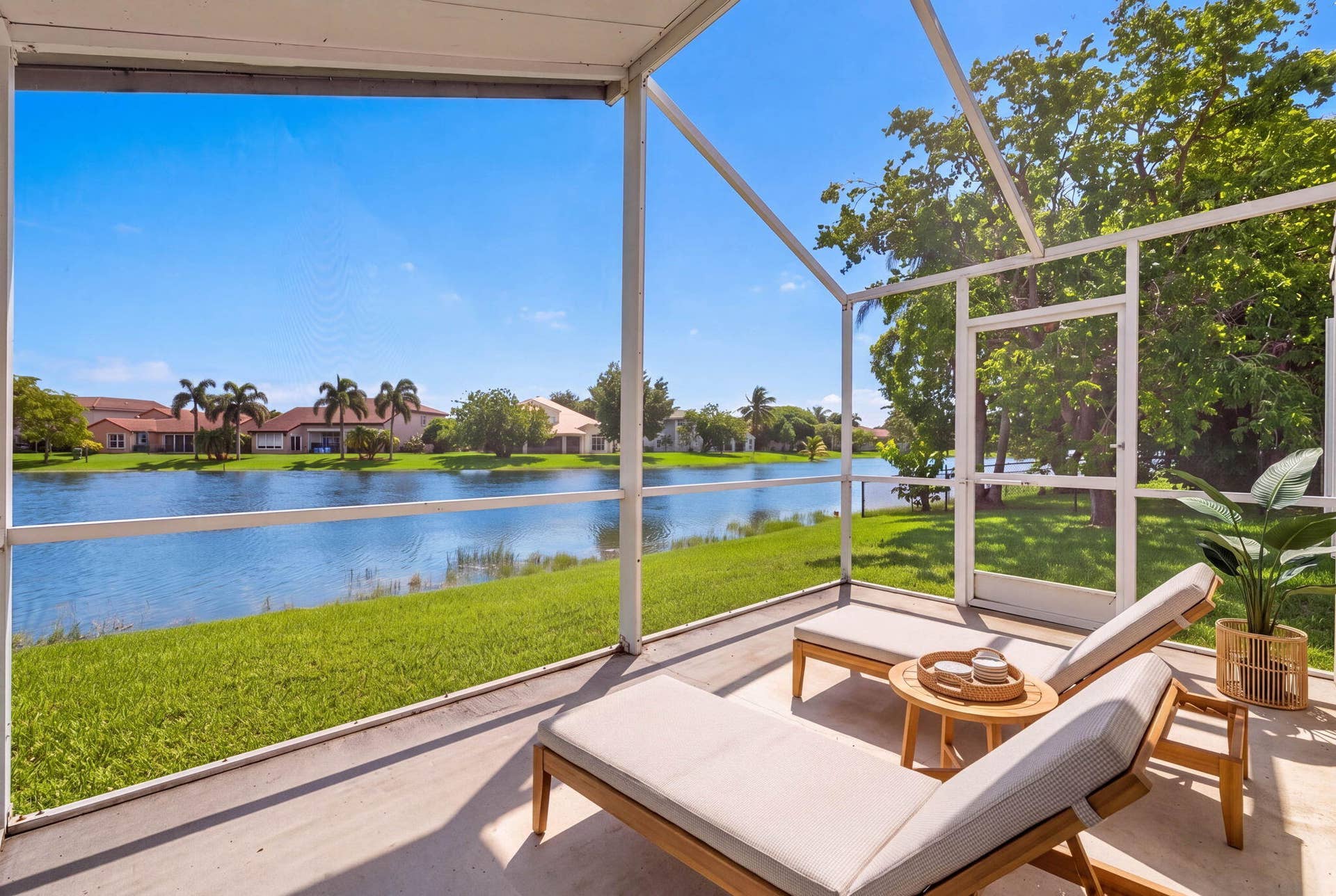 18871 NW 2ND Street, Pembroke Pines, FL 33029 11-web-or-mls-DSC01549_hf4k_staged