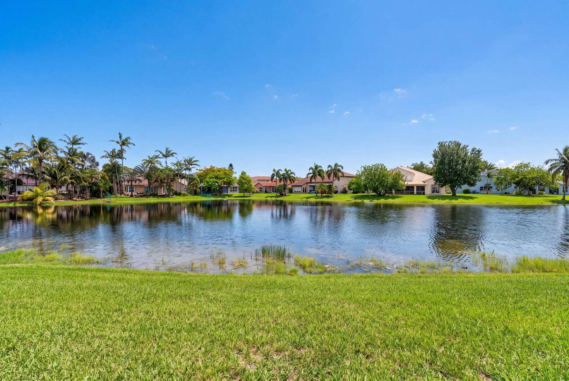 18871 NW 2ND Street, Pembroke Pines, FL 33029 12-web-or-mls-DSC01525_hf4k