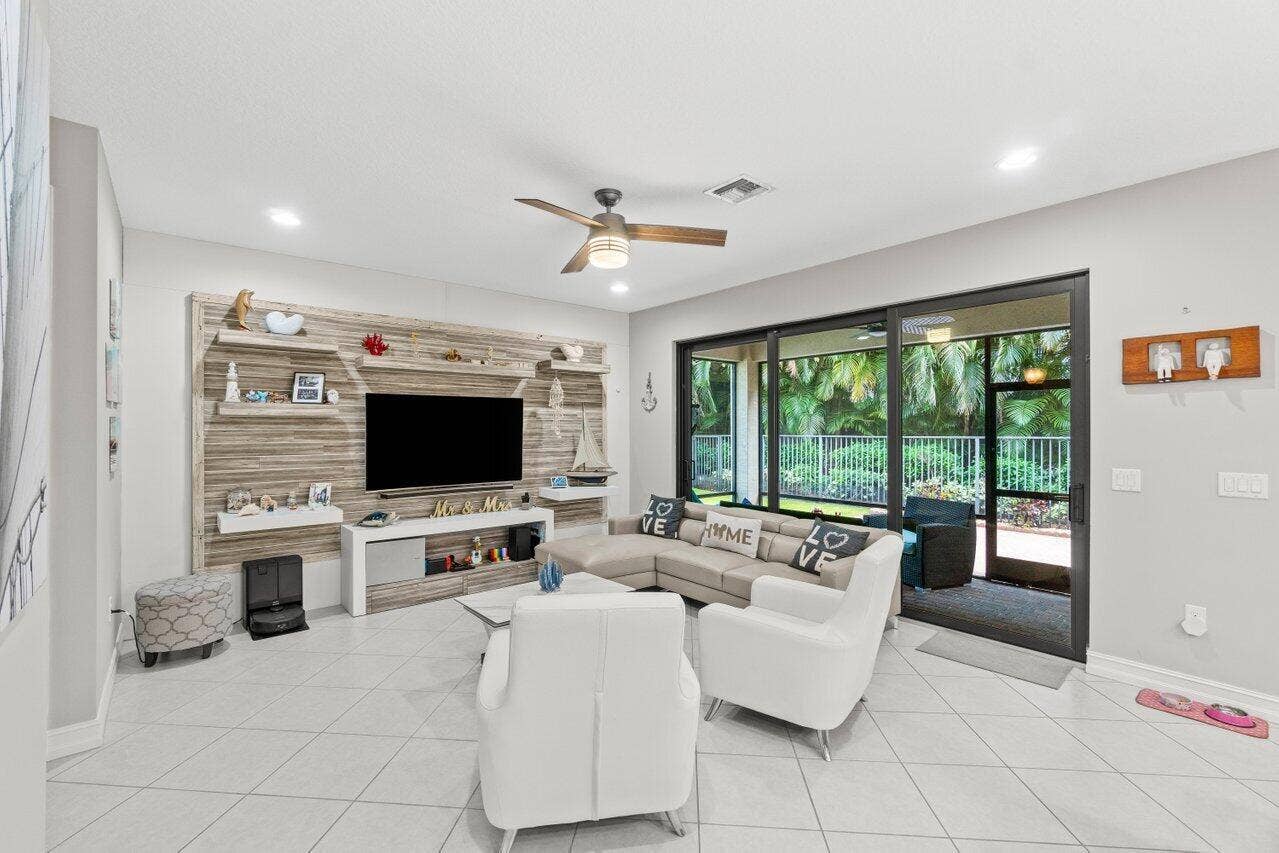 8128 Snowflake Obsidian Trail, Delray Beach, Delray Beach, FL 33446 012-8128SnowflakeObsidianTrail-DelrayBea