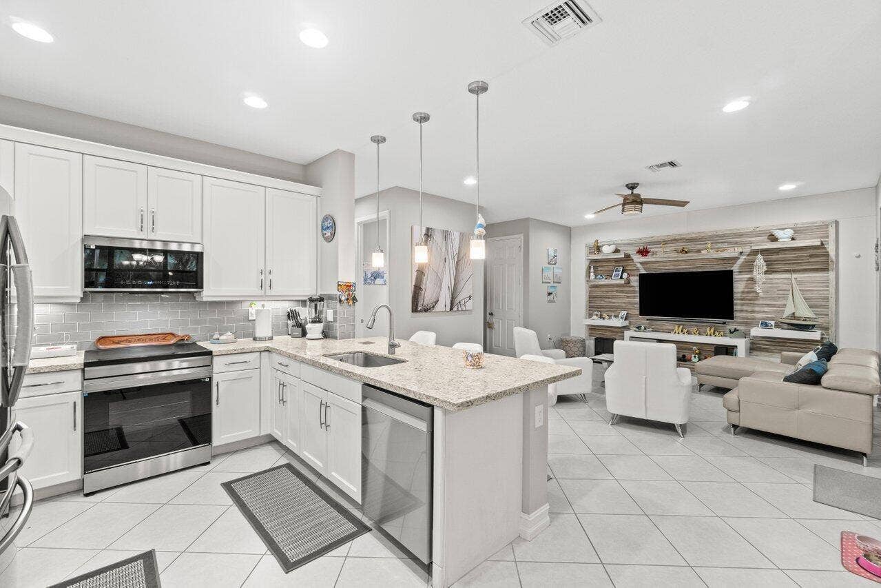 8128 Snowflake Obsidian Trail, Delray Beach, Delray Beach, FL 33446 009-8128SnowflakeObsidianTrail-DelrayBea