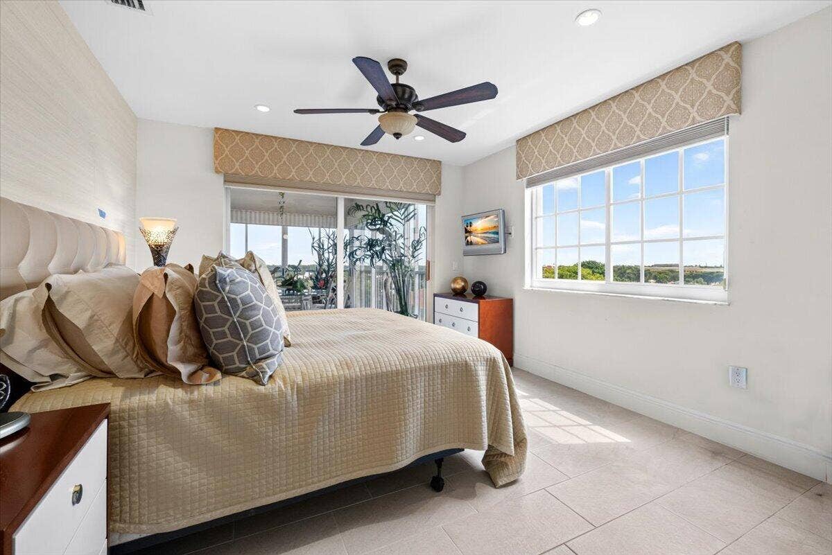 17047 Boca Club Boulevard, #166B, Boca Raton, FL 33487 17-17047 Boca Club Blvd #166B-8767