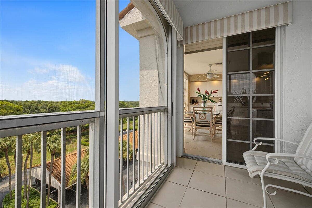 17047 Boca Club Boulevard, #166B, Boca Raton, FL 33487 38-17047 Boca Club Blvd #166B-X-9057