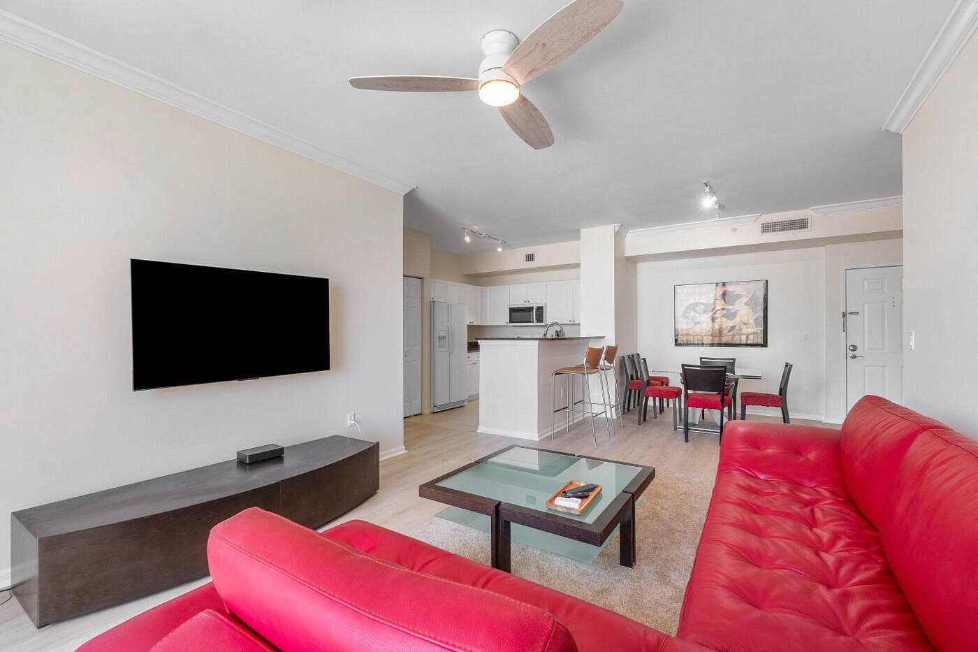 651 Okeechobee Boulevard, #1104, West Palm Beach, West Palm Beach, FL 33401 living room 1
