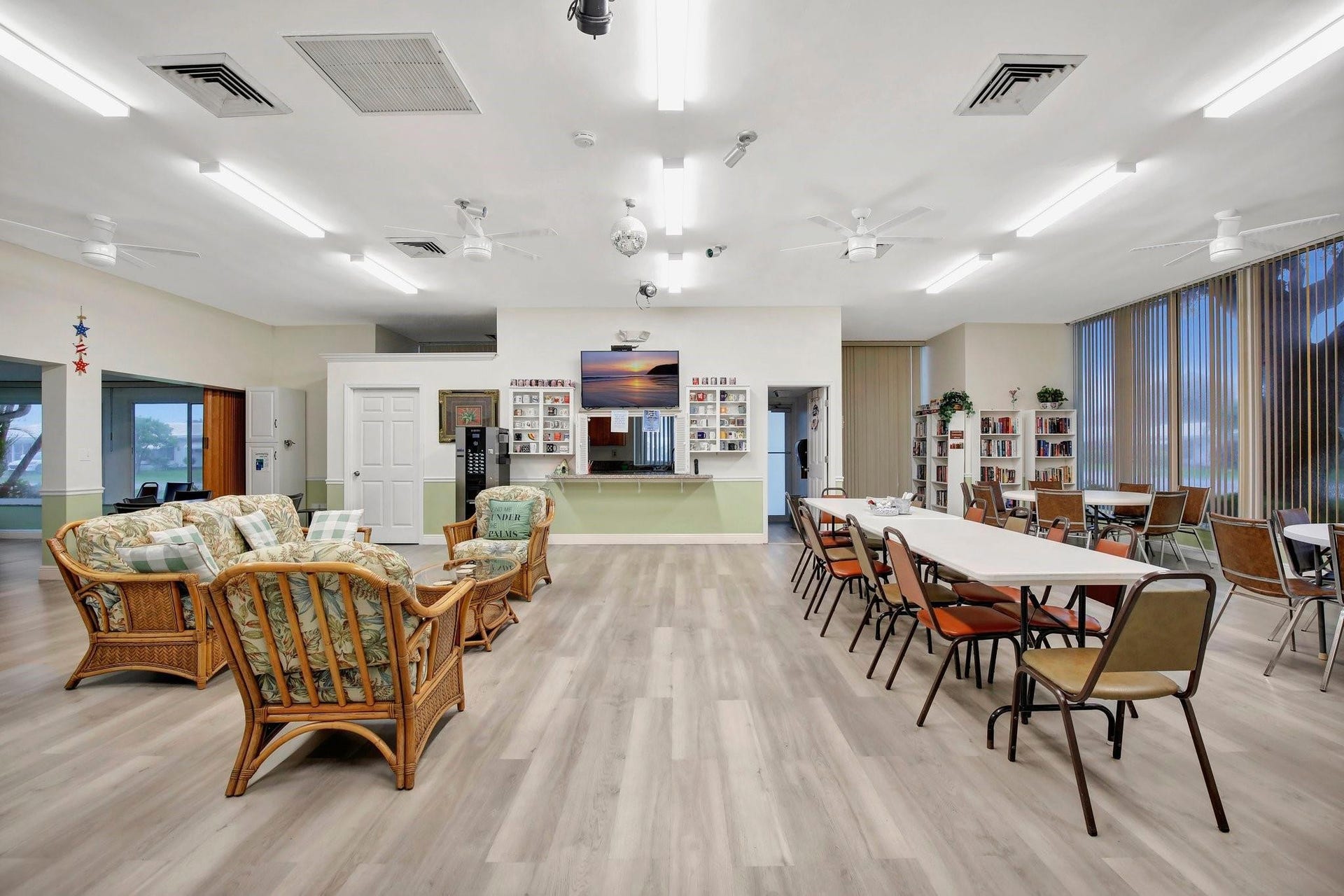 2650 W GOLF Boulevard, #255, Pompano Beach, FL 33064 Club House