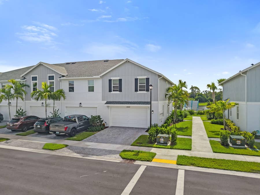 Property photo for 4440 Longwood Lake Square, Westlake, FL