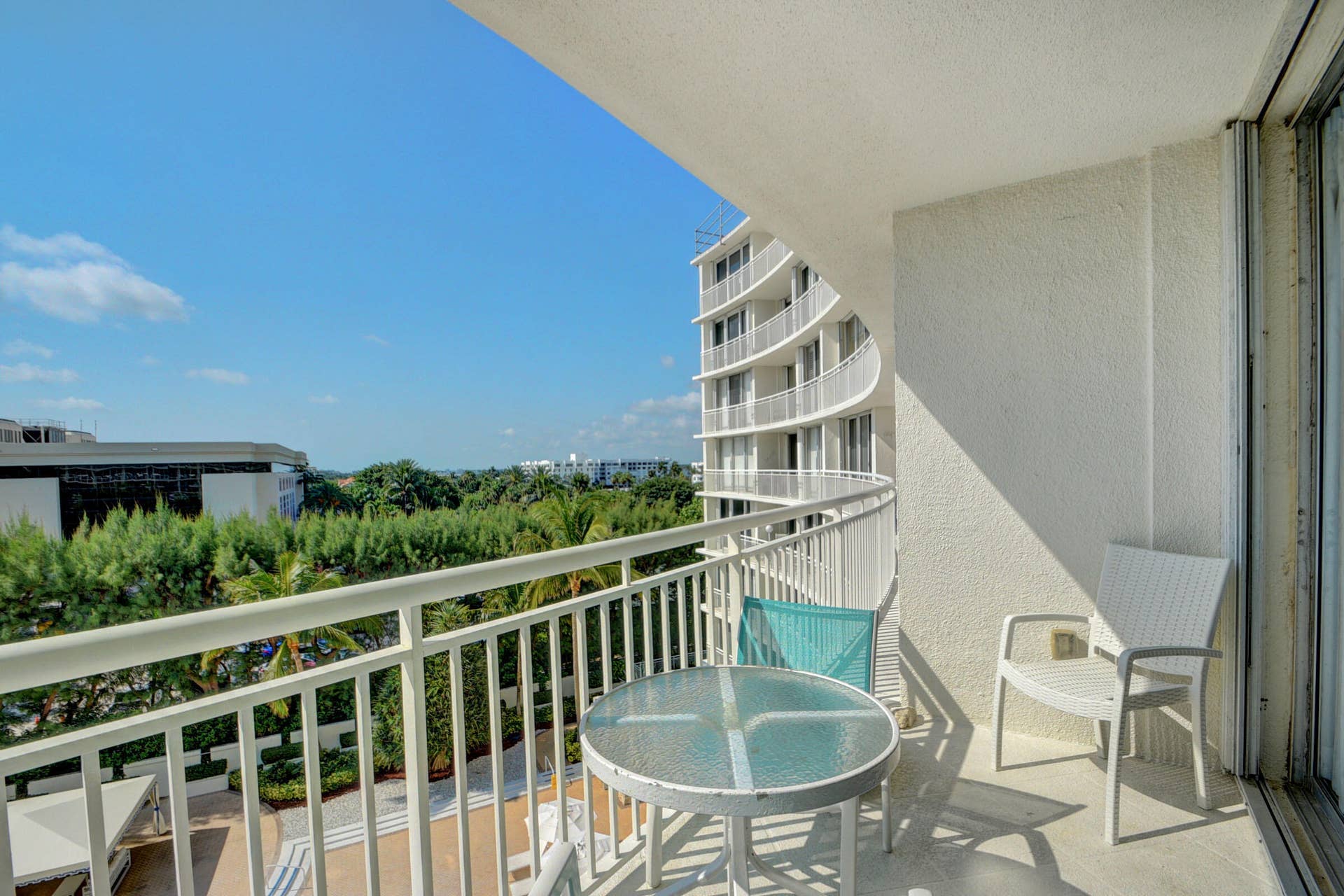 2780 S OCEAN Boulevard, #510, Palm Beach, Palm Beach, FL 33480 Covered Balcony