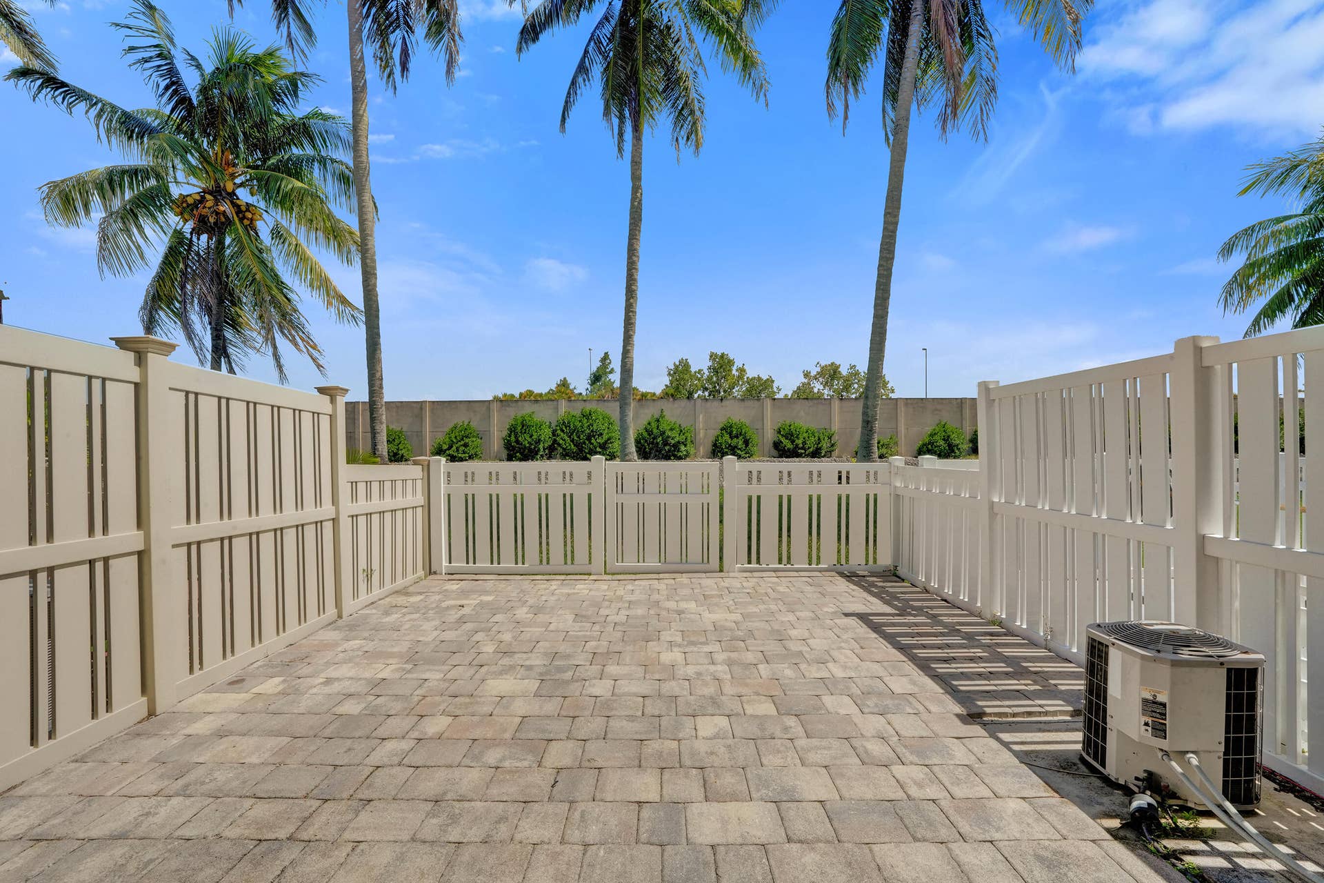 9913 NW 57TH Manor, #., Coral Springs, Coral Springs, FL 33076 DSC08173