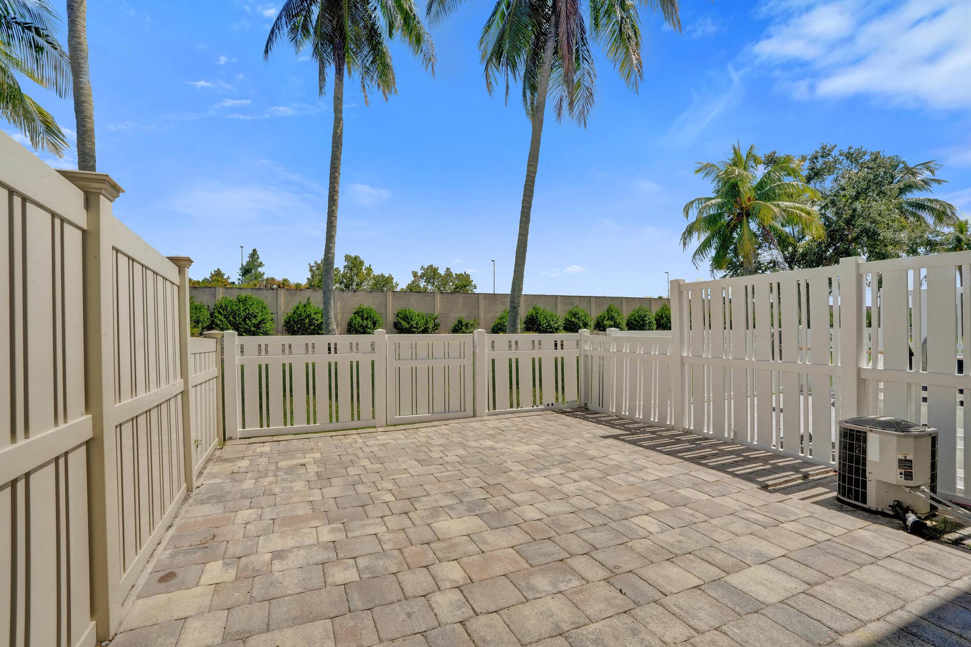 9913 NW 57TH Manor, #., Coral Springs, Coral Springs, FL 33076 DSC08176