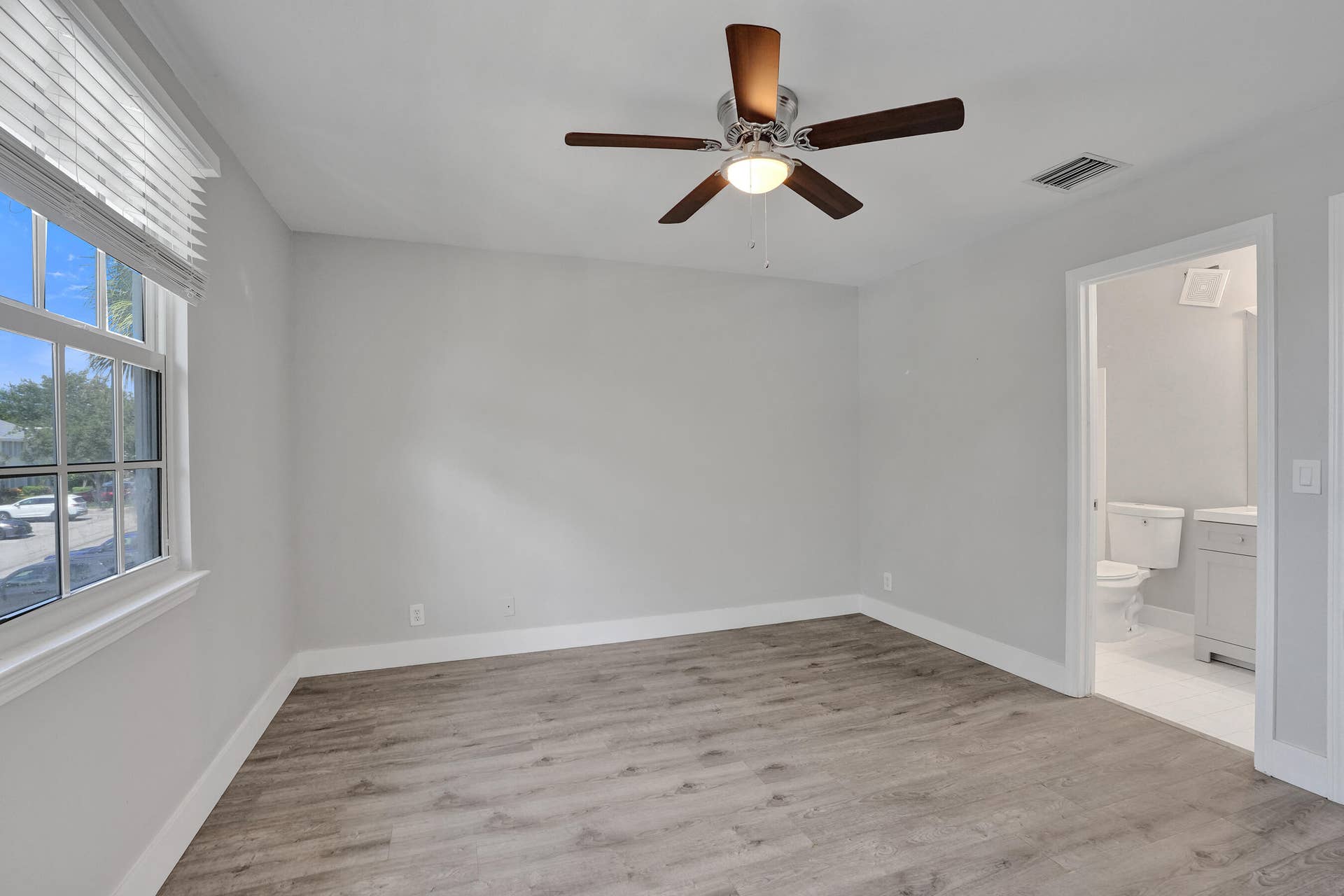 9913 NW 57TH Manor, #., Coral Springs, Coral Springs, FL 33076 DSC08218