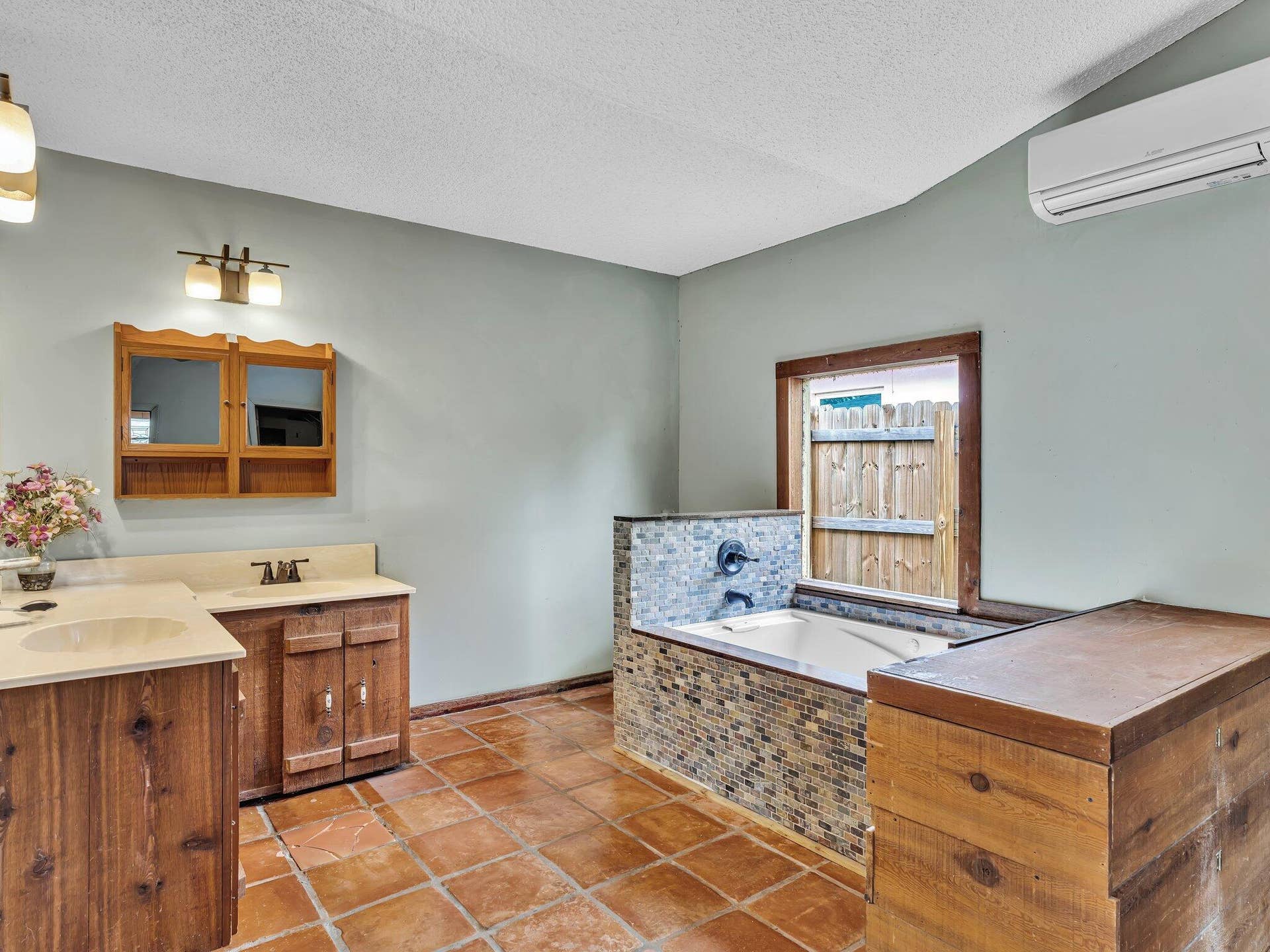 master bath side