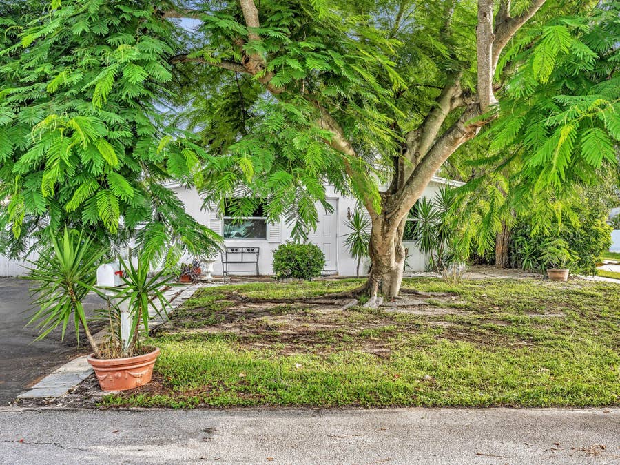 Property photo for 301 5TH Street, Jupiter, FL