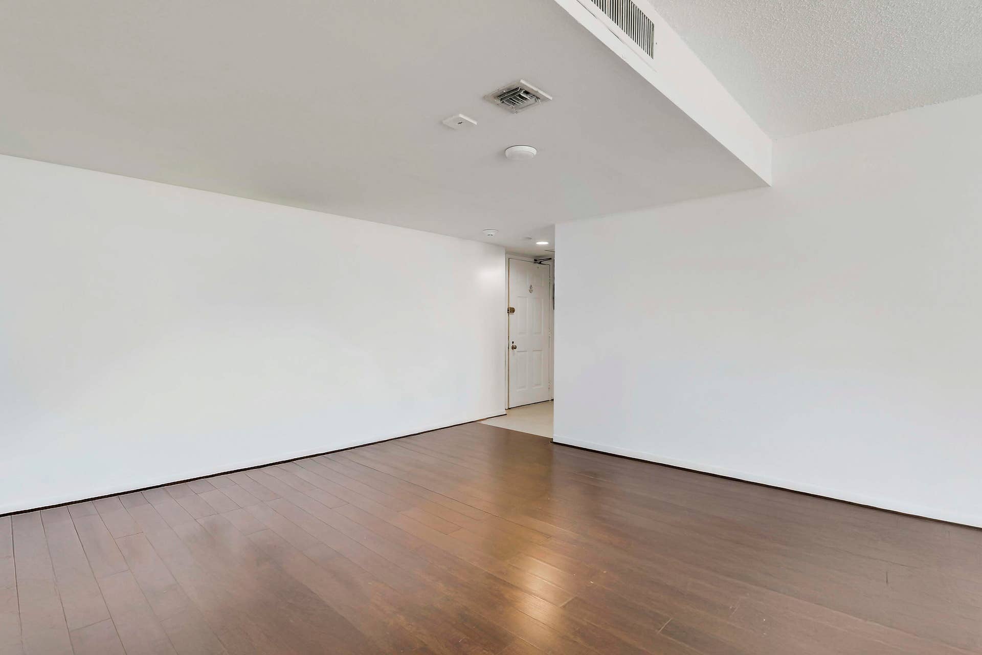 5600 N FLAGLER Drive, #1001, West Palm Beach, West Palm Beach, FL 33407 House-23