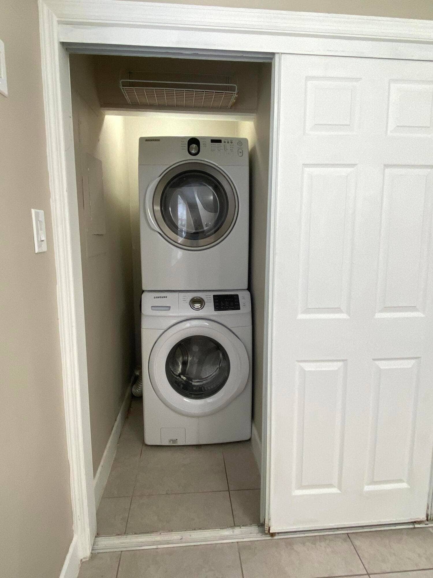 8233 Scenic Turn, Boca Raton, FL 33433 Washer/Dryer