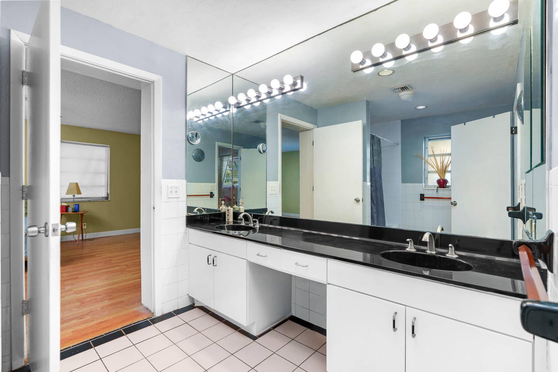 1601 NE 48TH Court, Oakland Park, FL 33334 DSC02007-Edit