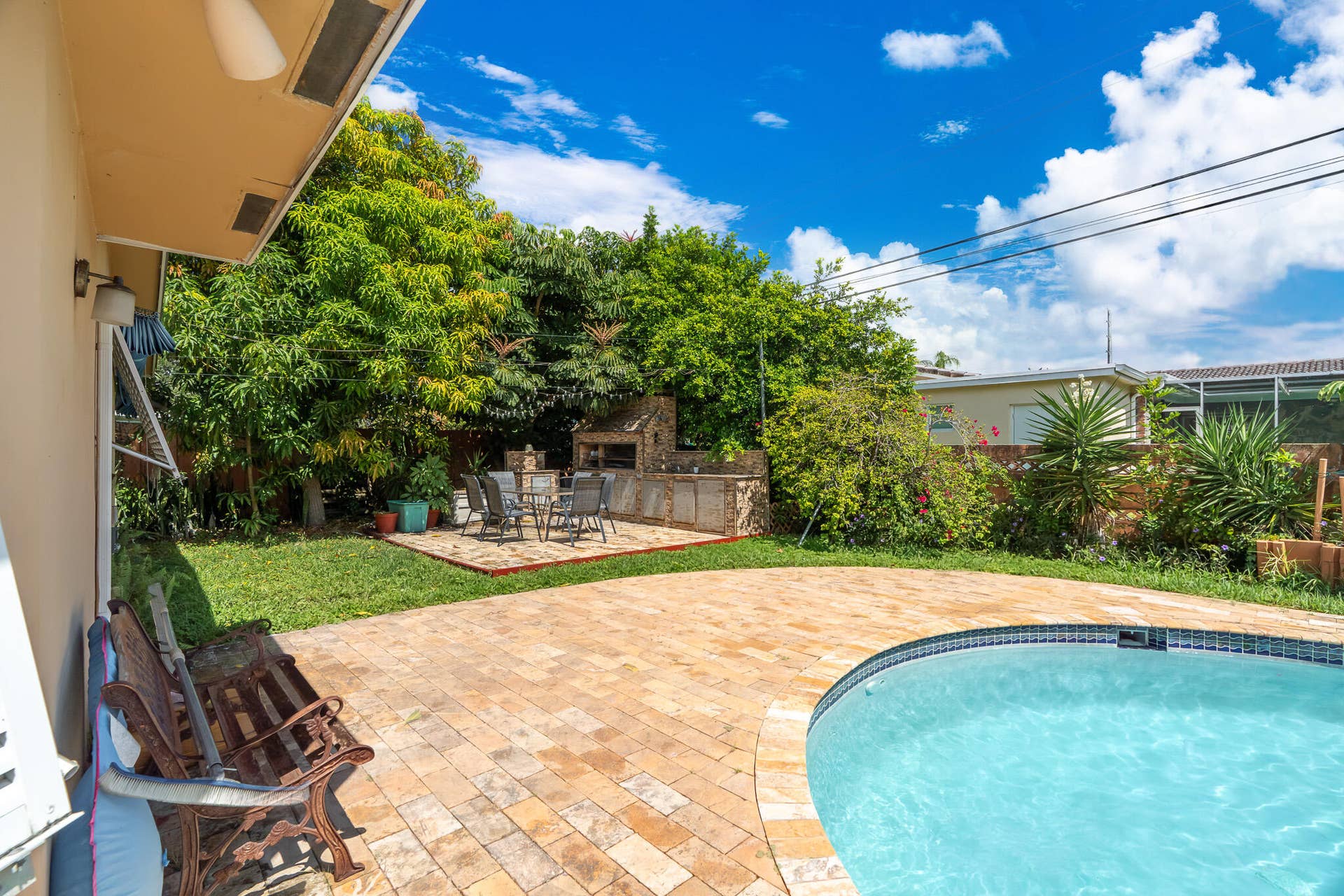 1601 NE 48TH Court, Oakland Park, FL 33334 DSC01407-Edit