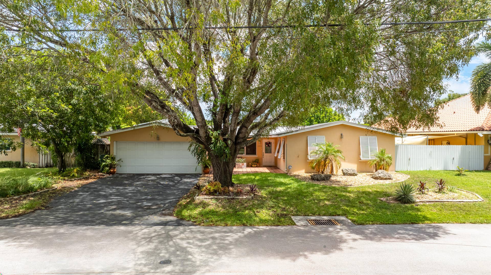 1601 NE 48TH Court, Oakland Park, FL 33334 DJI_0469-Edit
